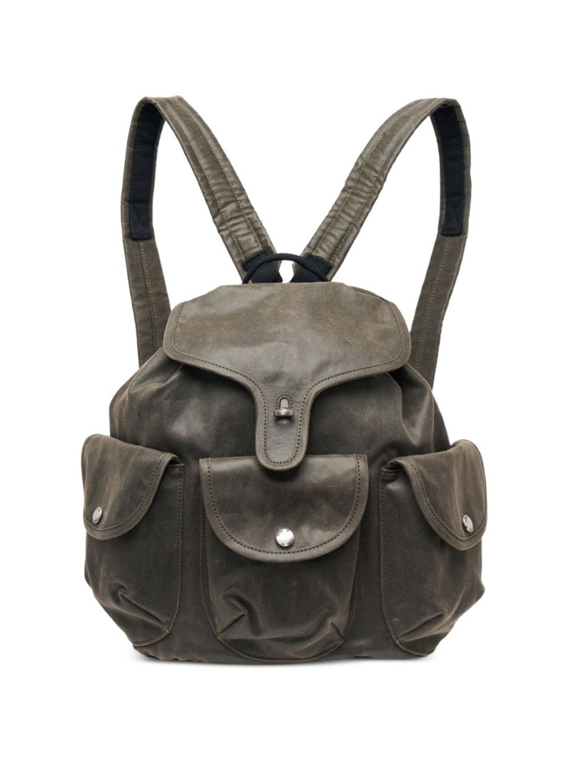 flap-pocket backpack 1