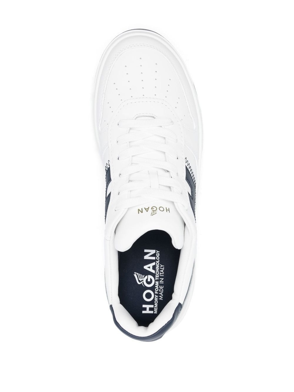 side logo-patch low-top sneakers - 4