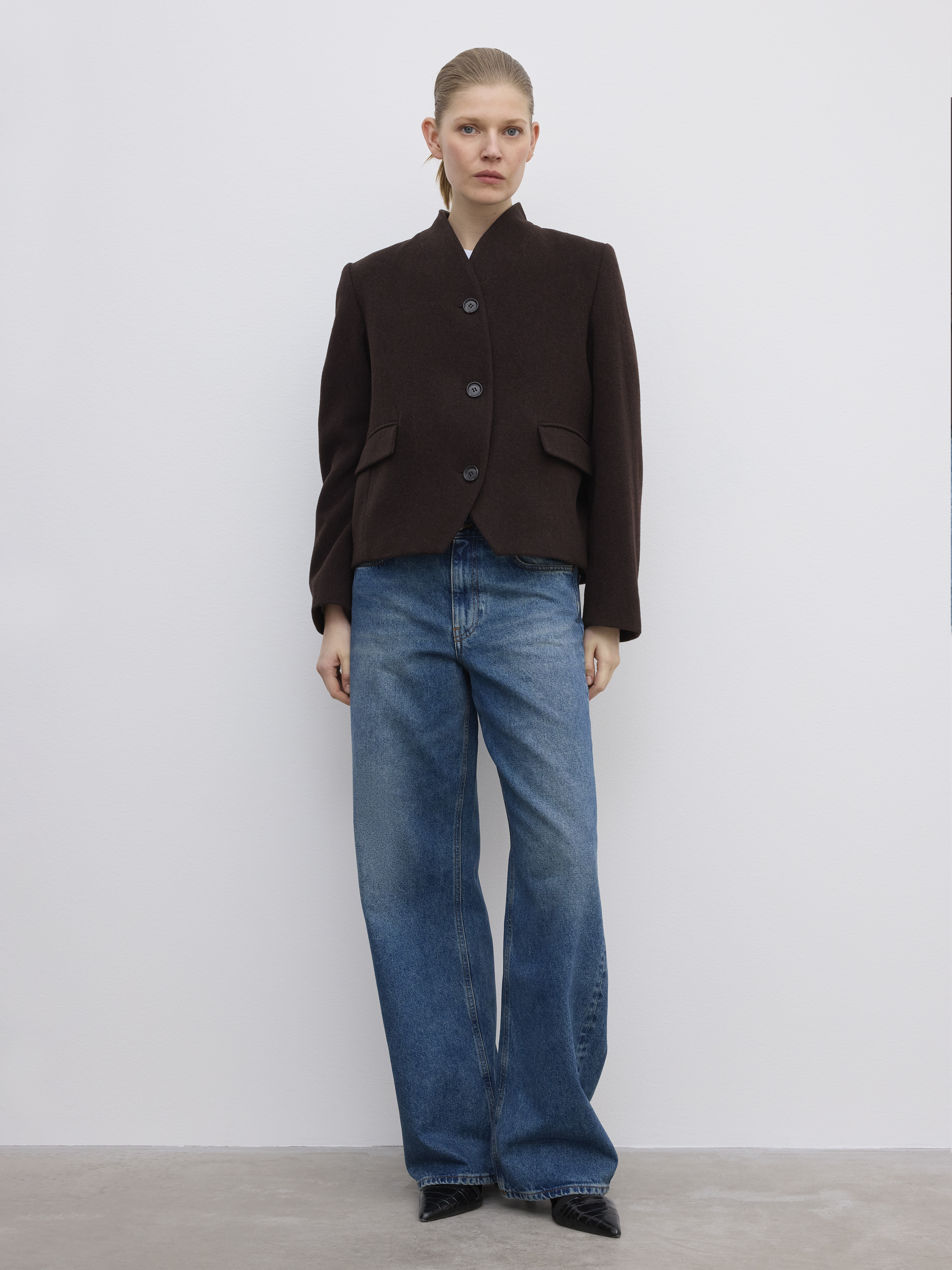 Short Curved Jacket - 2