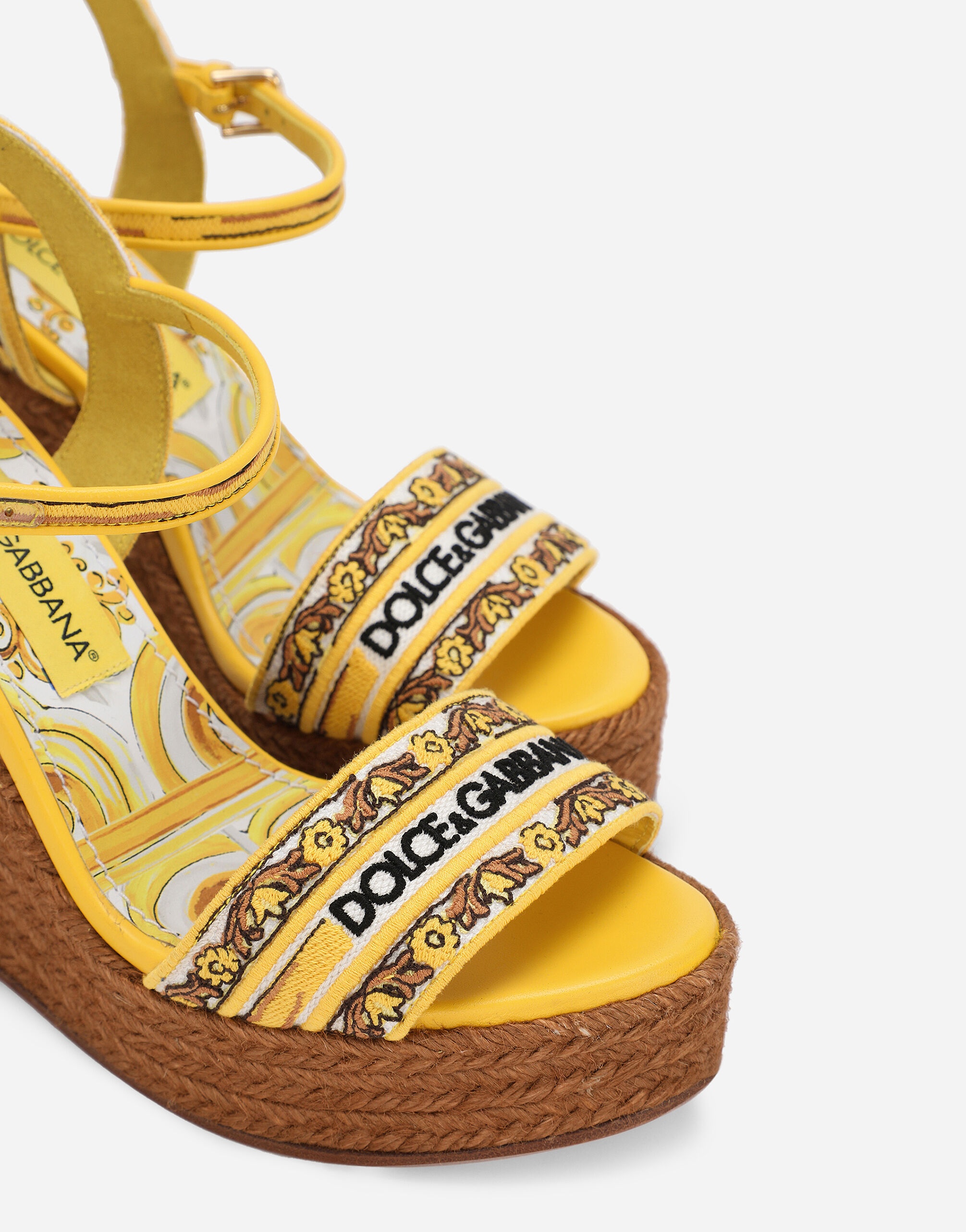 サンダル・ミュール DOLCE & GABBANA - WEDGE SANDALS WITH MAJOLICA EMBROIDERY Dolce & Gabbana Wedge sandals with majolica embroidery