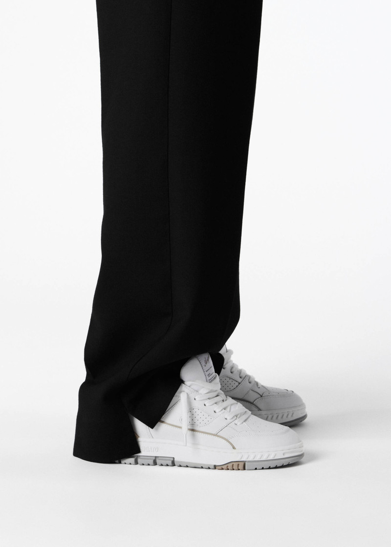 지역 Lo Sneaker 6
