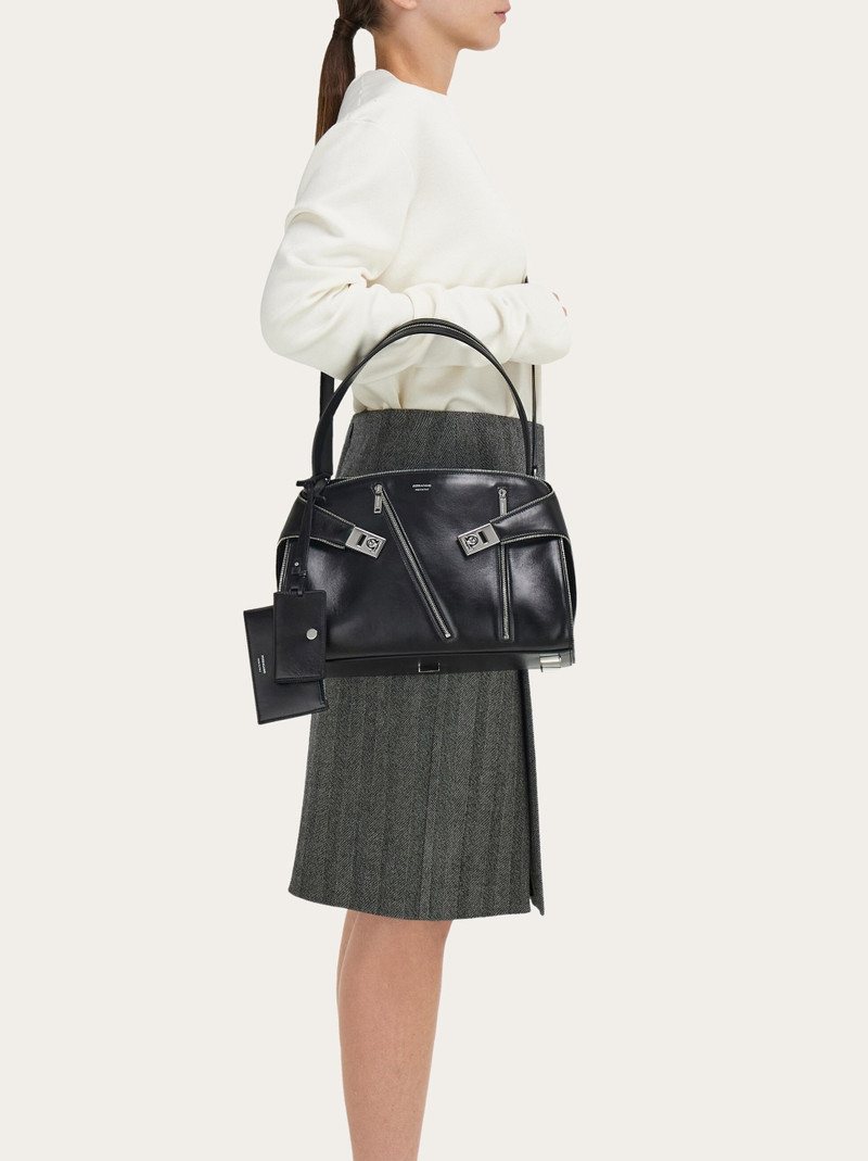 FERRAGAMO Hug soft shoulder bag multi-zip (M) outlook