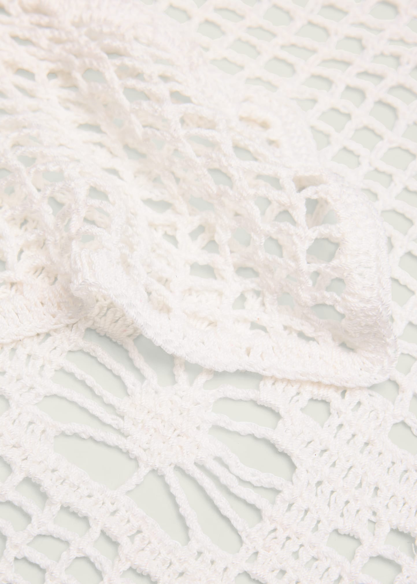 Doilie Crochet-Knit Bandana - 3