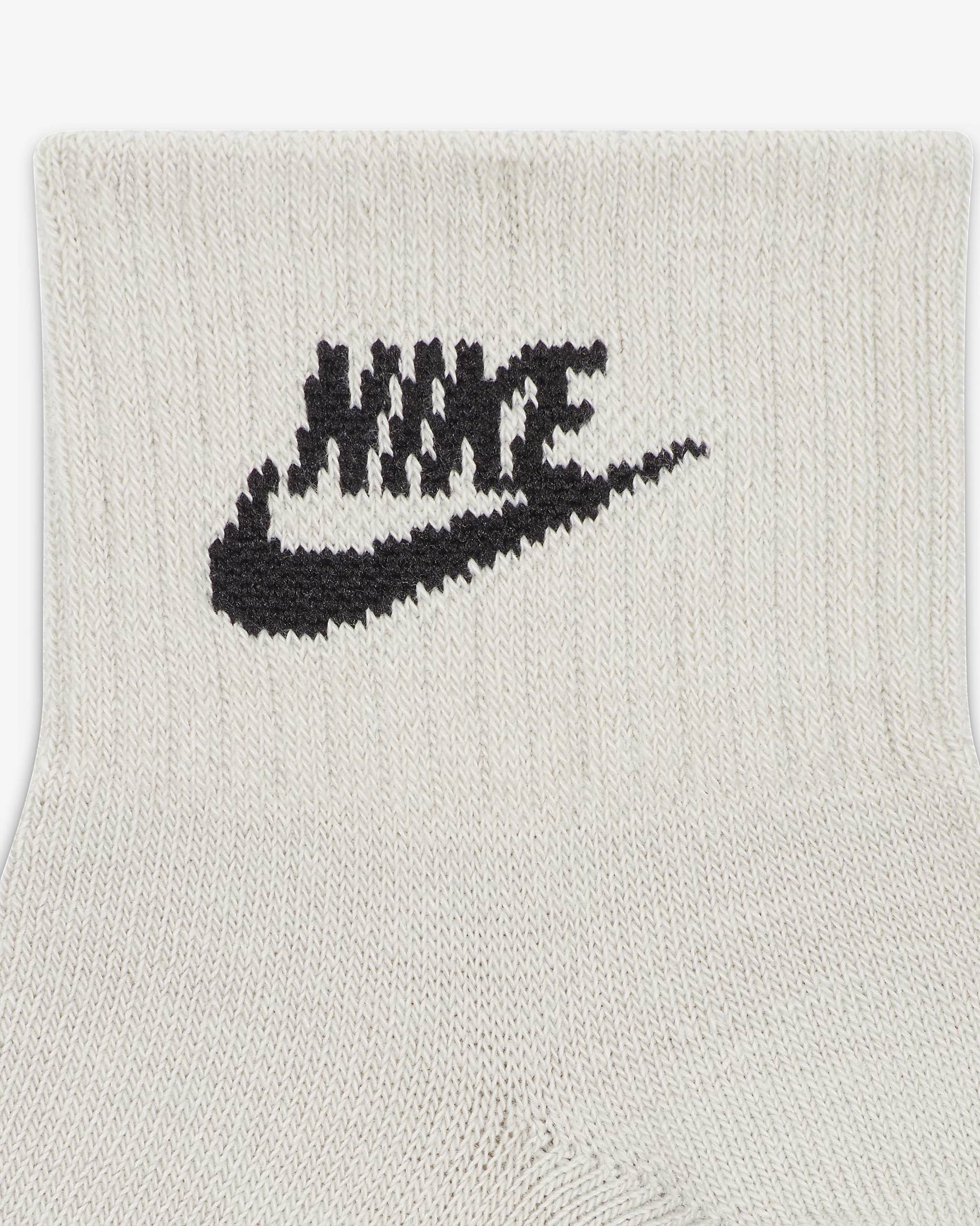 Nike Everyday Essential Ankle Socks (3 Pairs) - 4