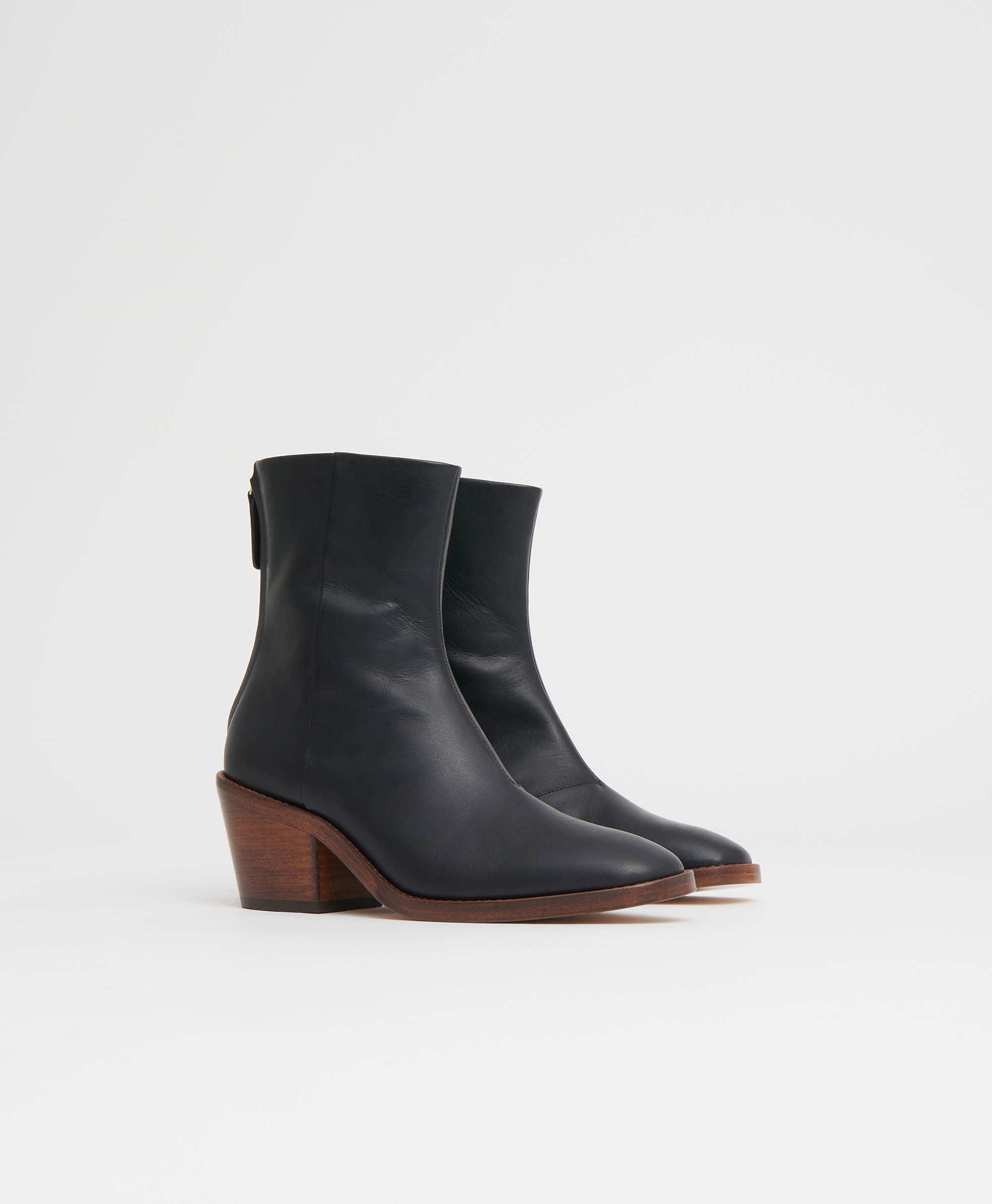 DAY BOOT - 3