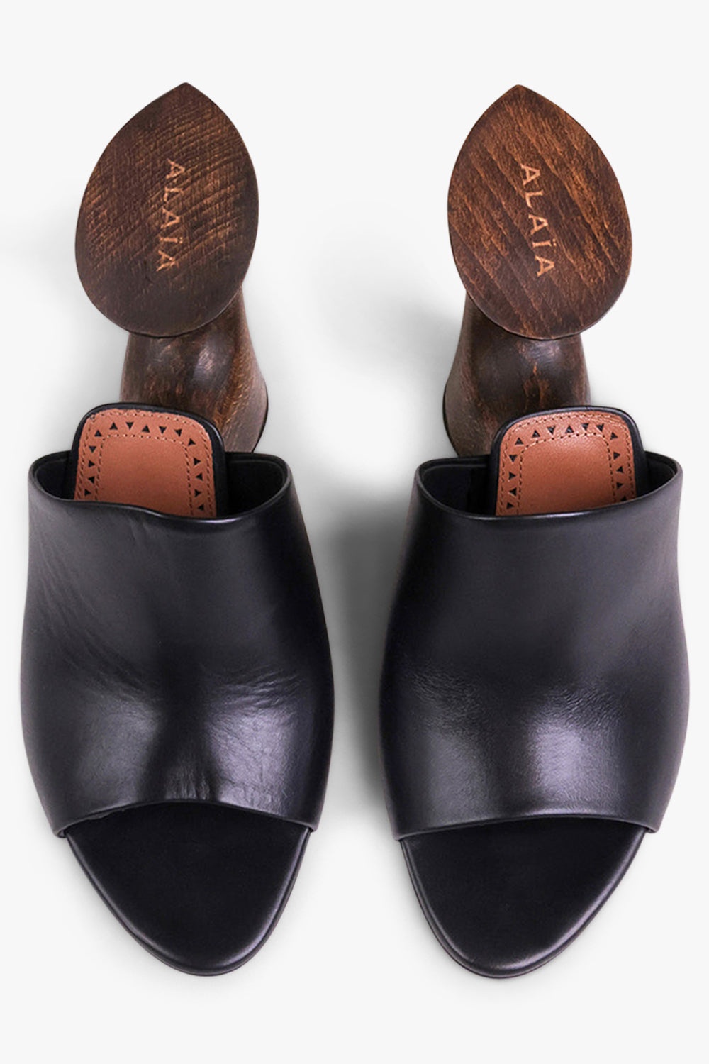 LA SCULPTURE CALFSKIN AND WOOD 100MM MULE | BLACK - 3