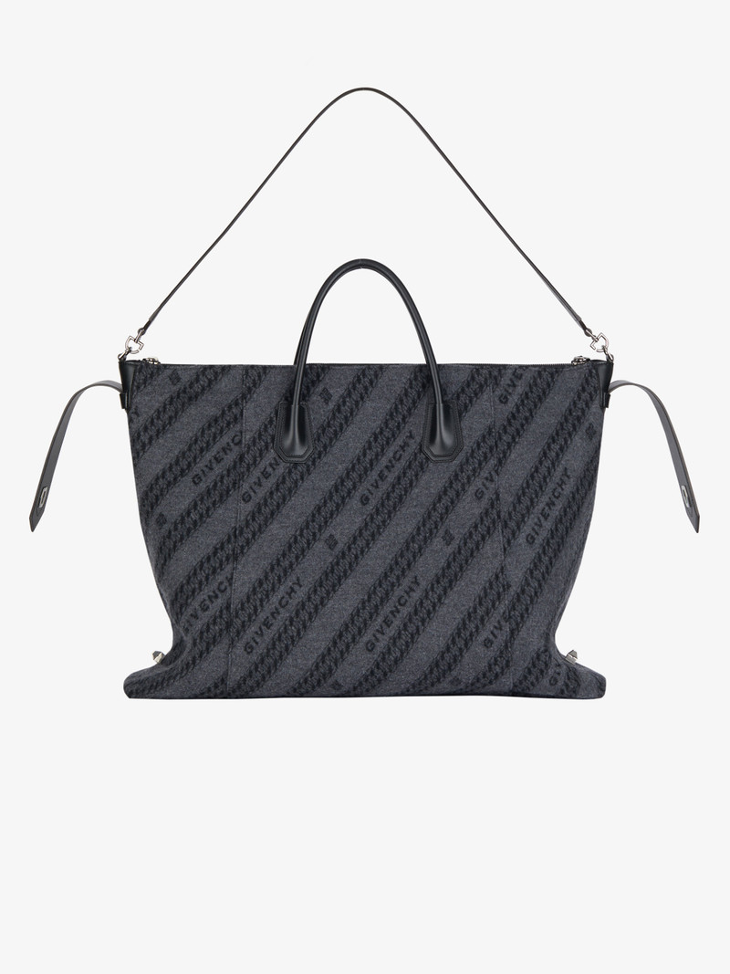 Antigona Soft GIVENCHY chain XL bag in wool 4