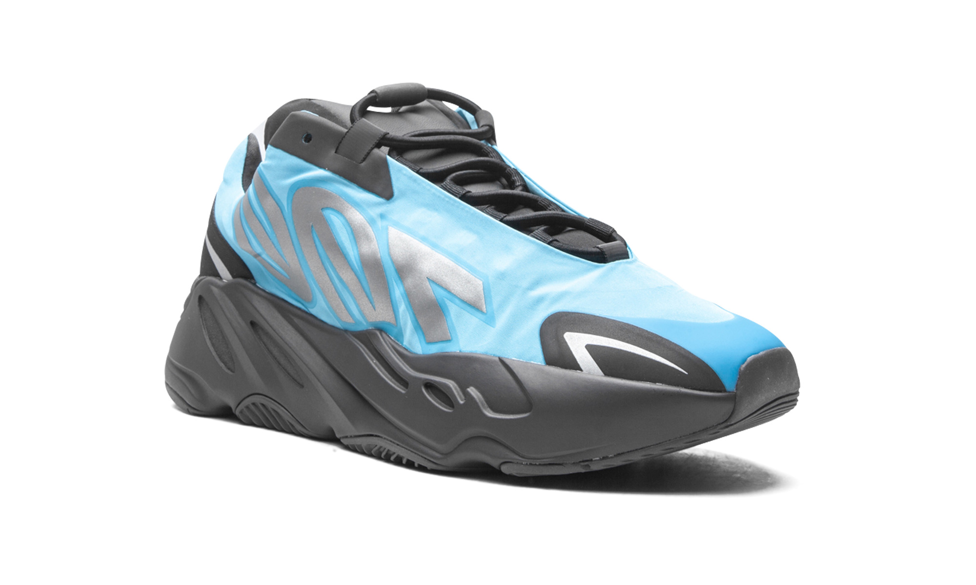 Yeezy 700 MNVN "Bright Cyan" - 7