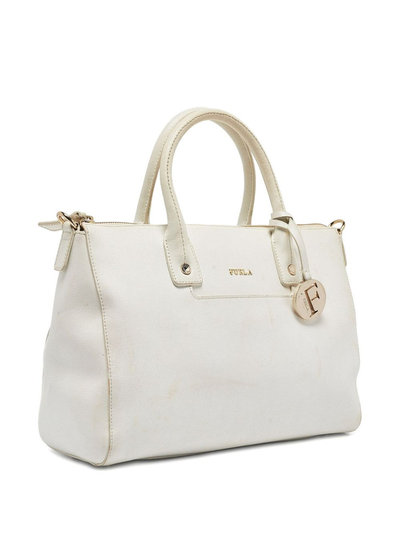 1047261 White 3