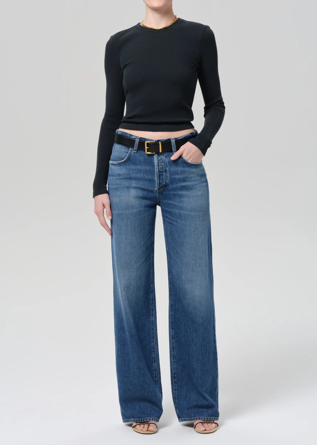 Pilar Waffle Crewneck
In Washed Black - 1