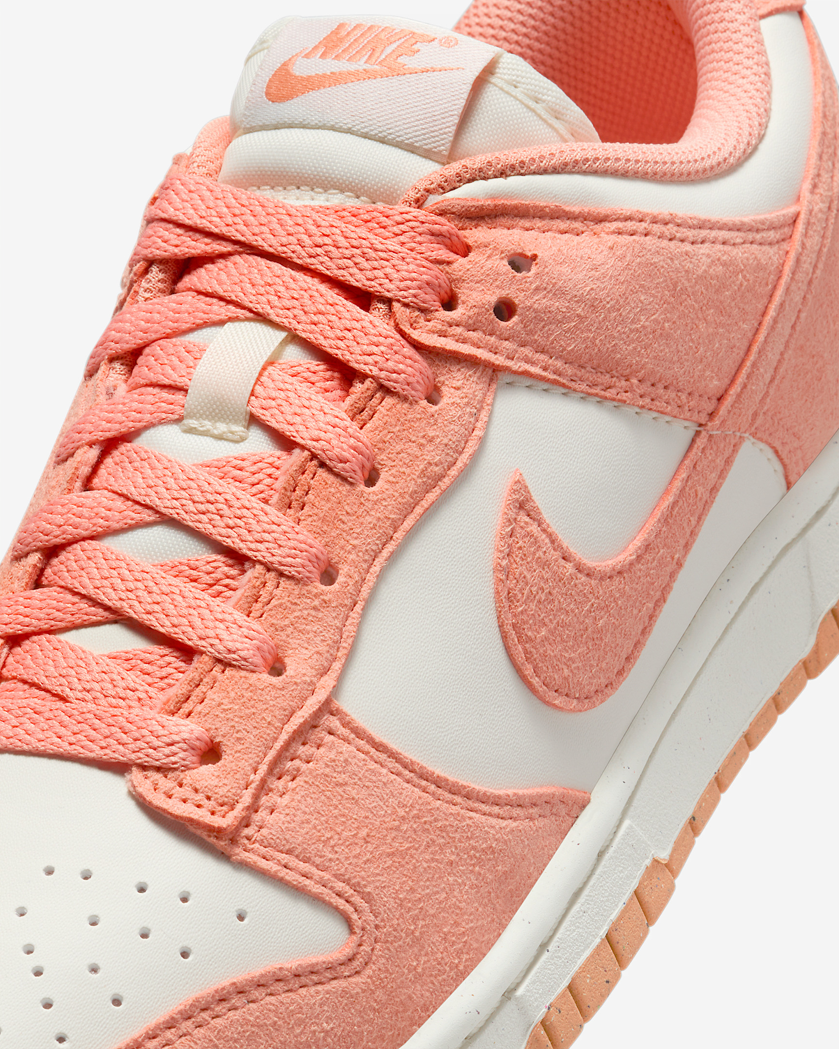 Nike Dunk Low Women's Shoes - 7