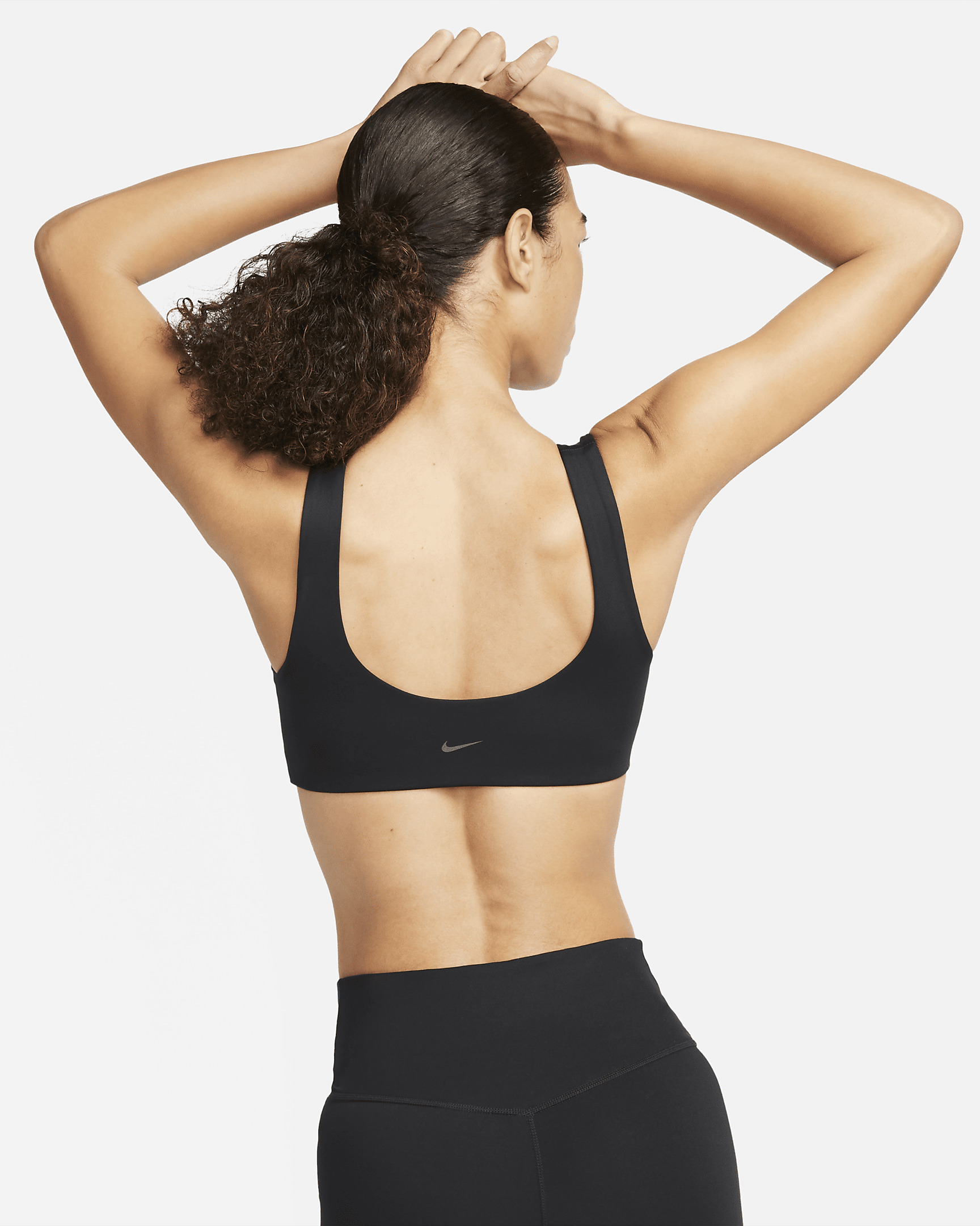 Nike Alate All U Women's Light-Support Lightly Lined U-Neck Sports Bra - 2