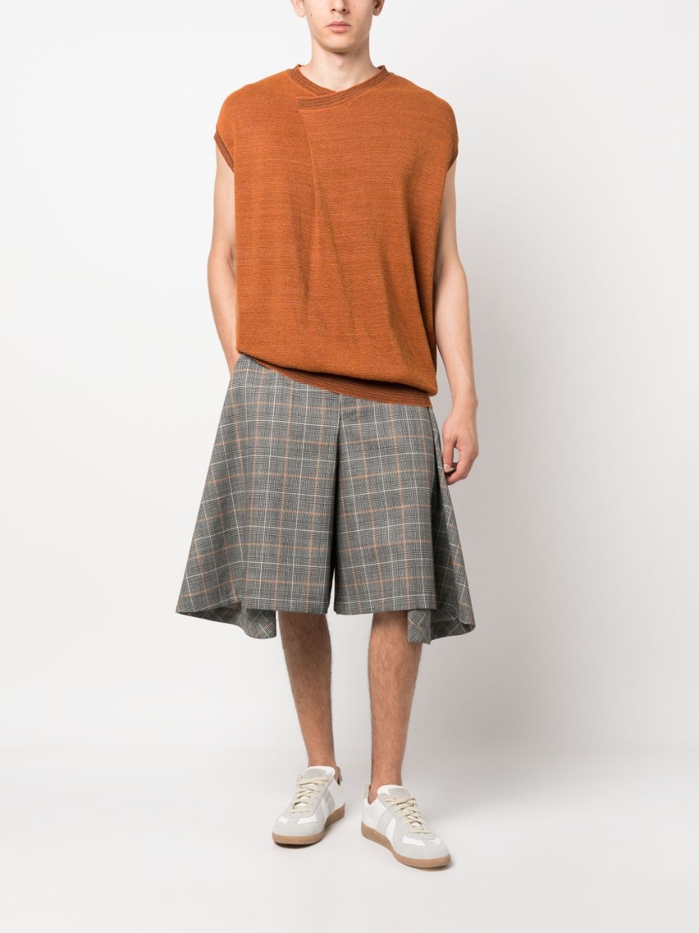 aysmmetric plaid pleated shorts - 2