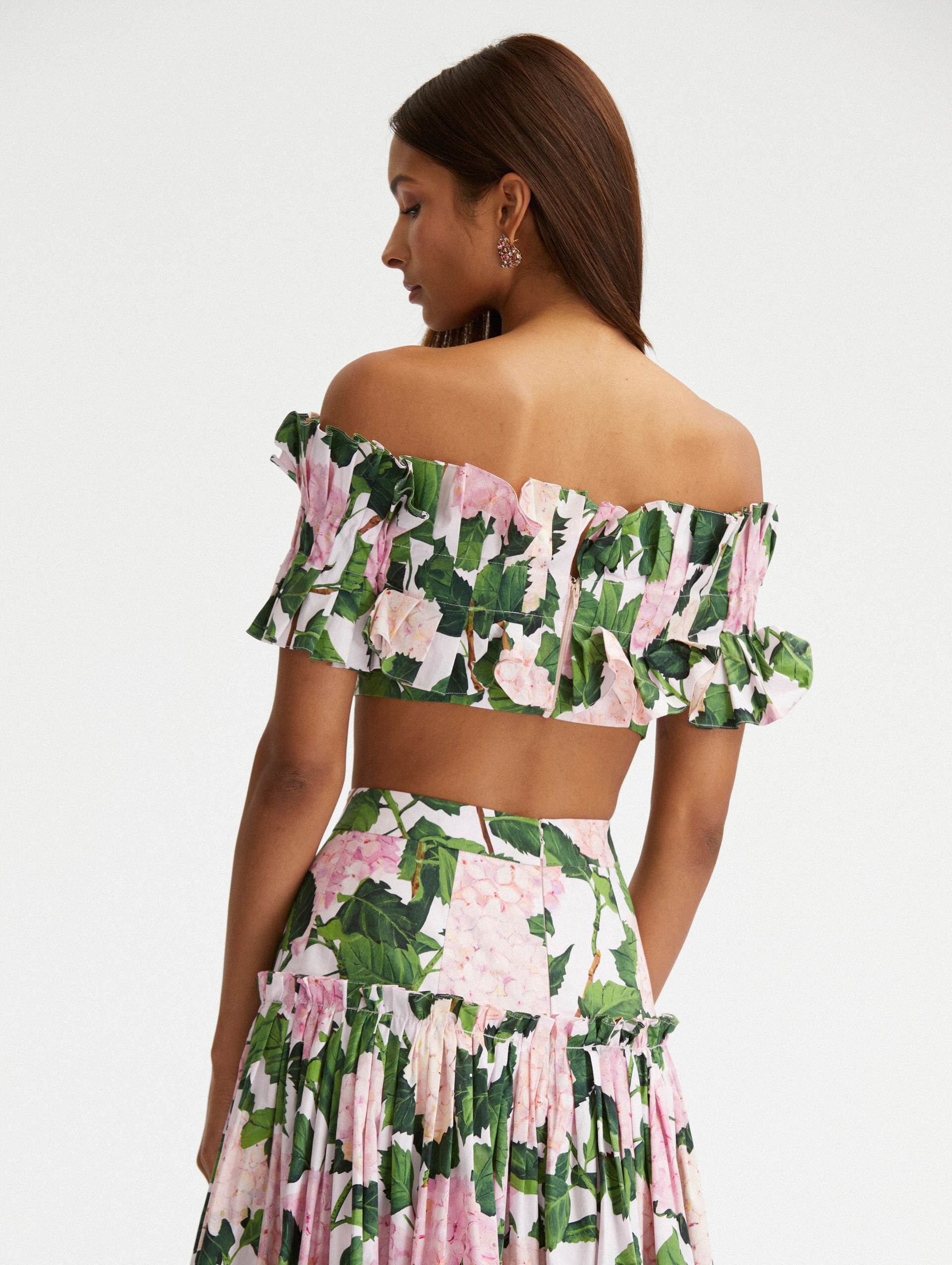 RUFFLE DETAIL HYDRANGEA CROPPED BLOUSE - 4