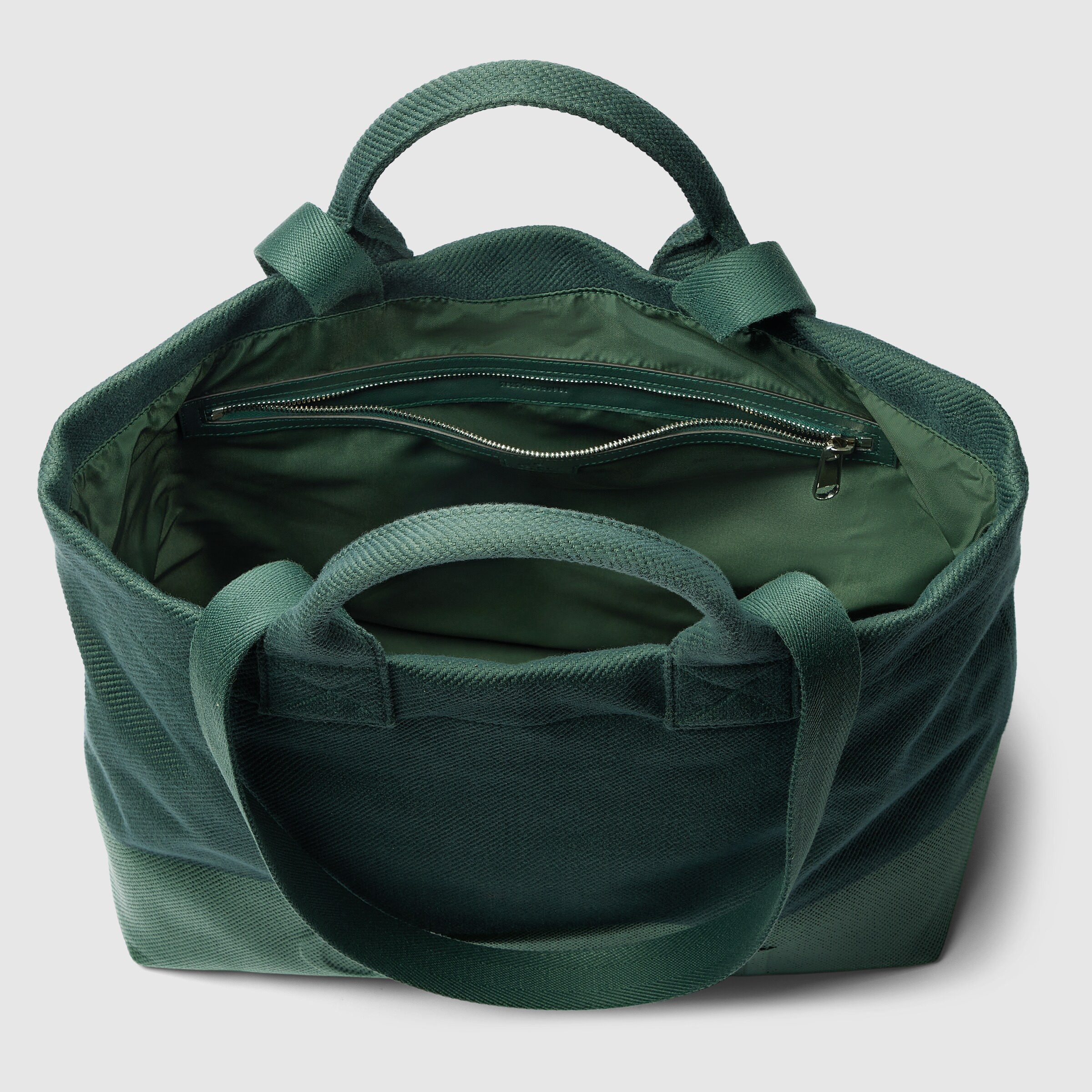 Canvas tote bag with embossed detail - 10
