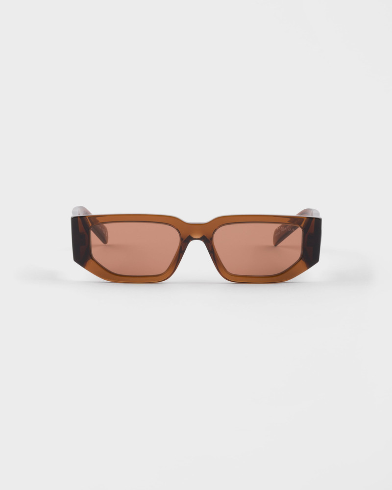 Sunglasses with triangle logo 1