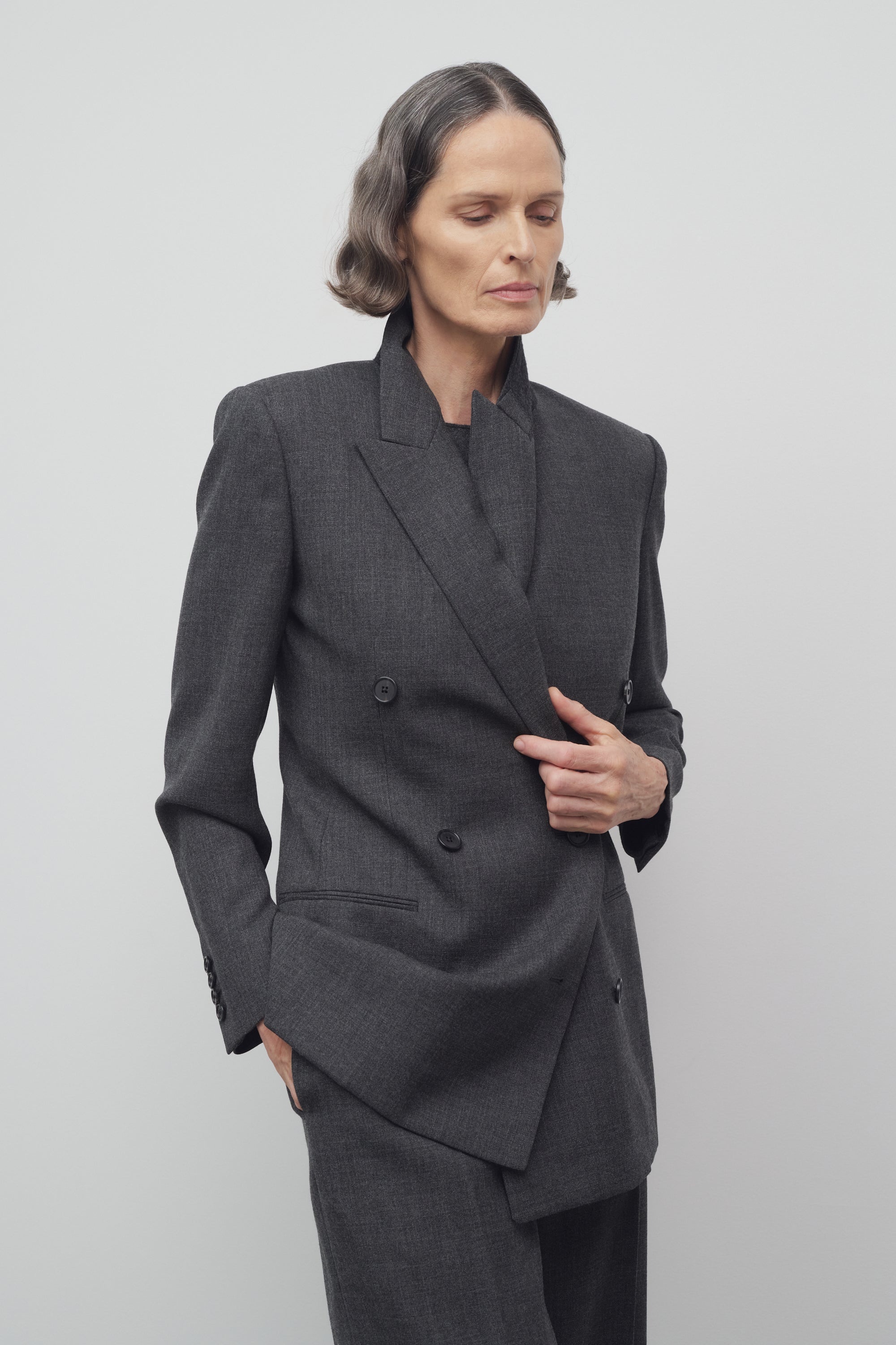 ［25ss新作］THE ROW Franny ウール製 ジャケット 8408W3461NVY The Row Franny Jacket in Wool | REVERSIBLE