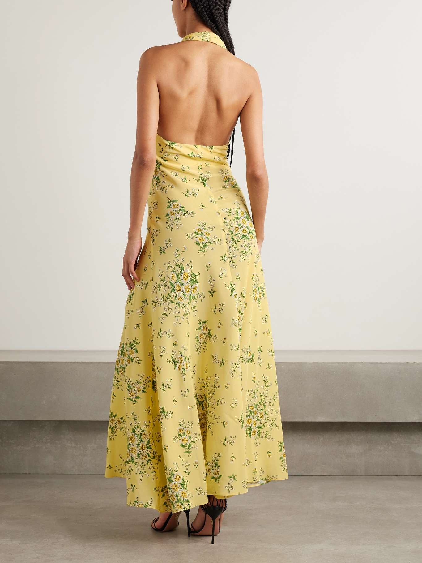 Appliquéd floral-print silk crepe de chine halterneck gown Yellow - 3