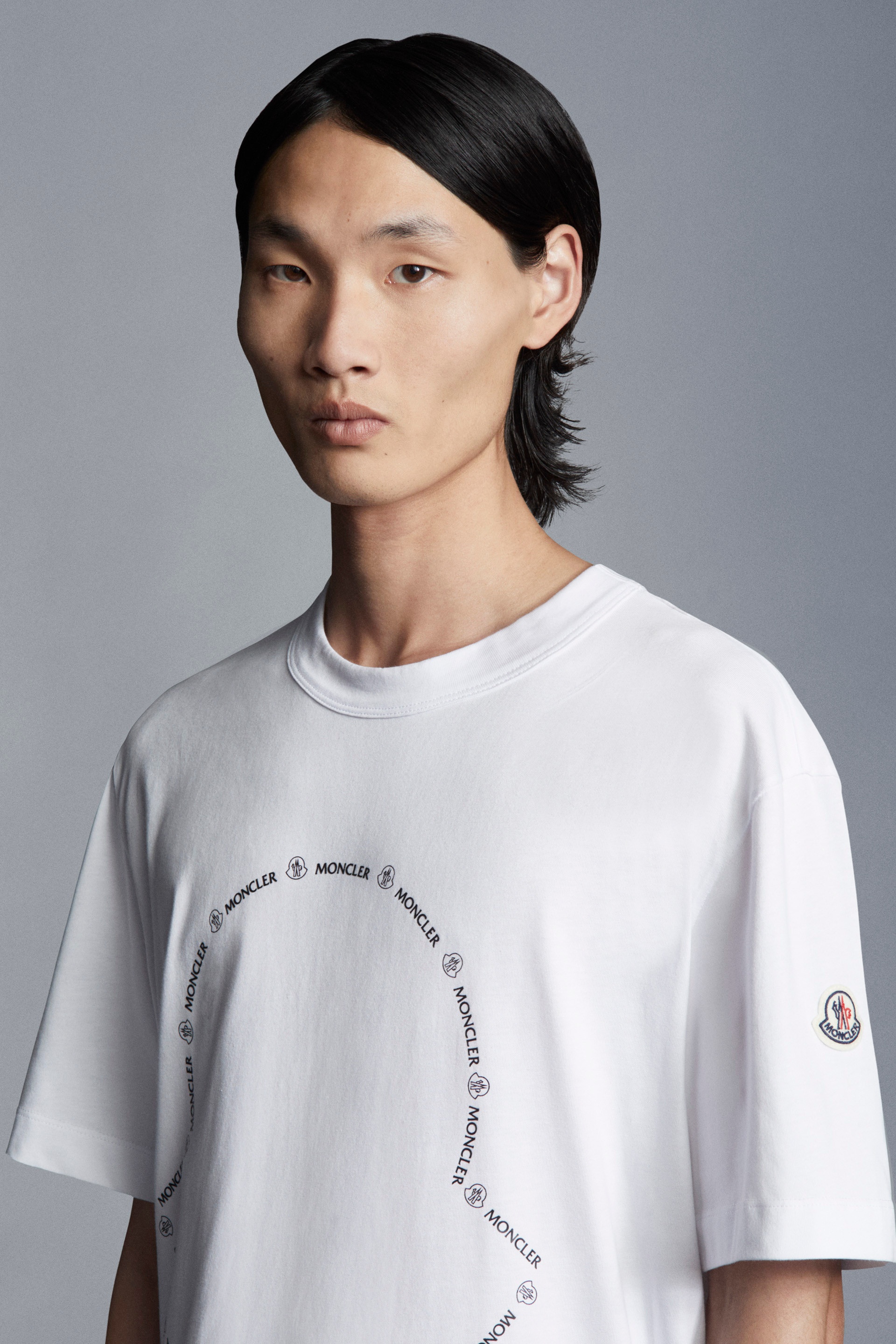 Moncler Logo Outline T-Shirt | REVERSIBLE