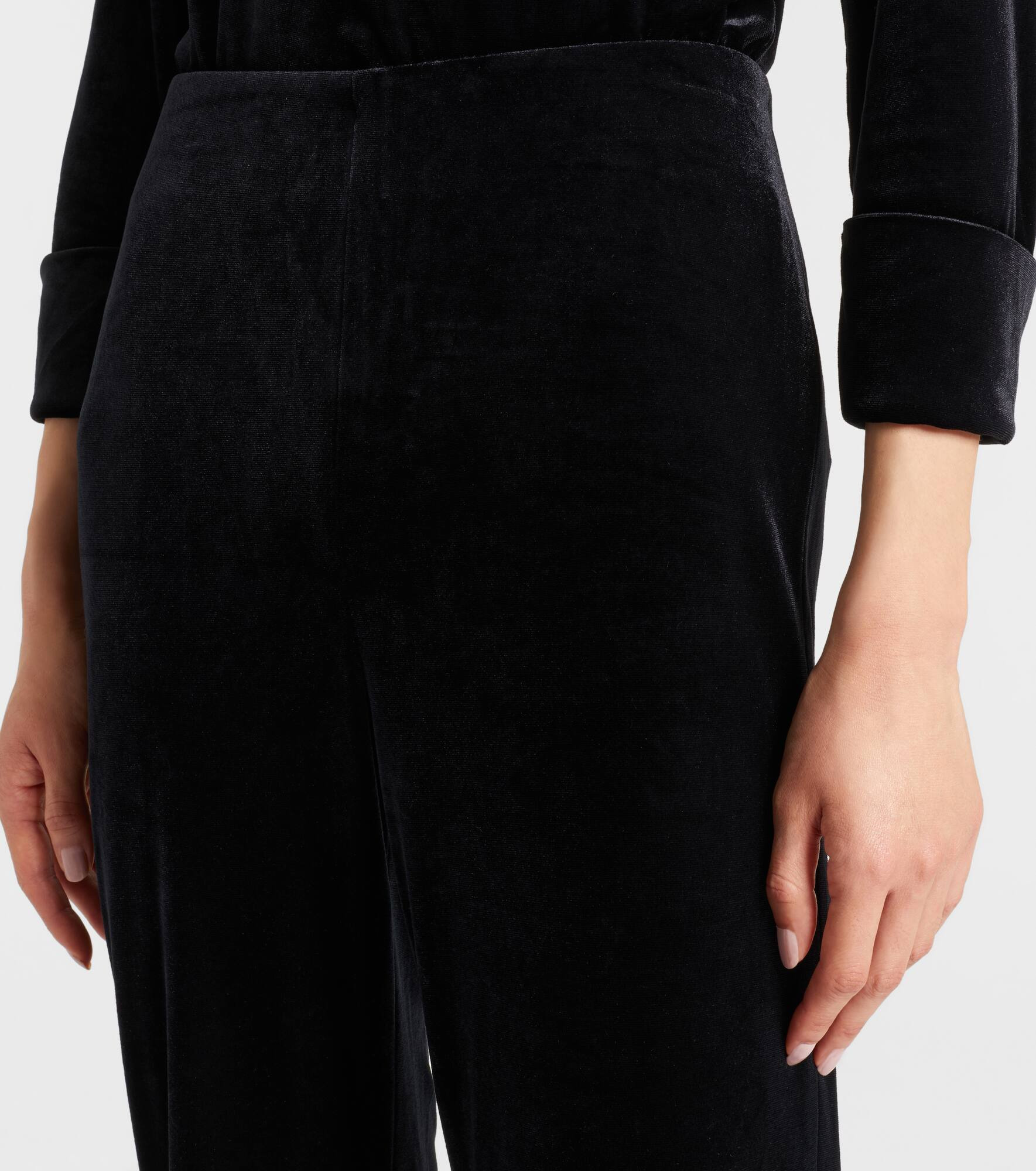 Soft Elegance high-rise velvet flared pants - 4