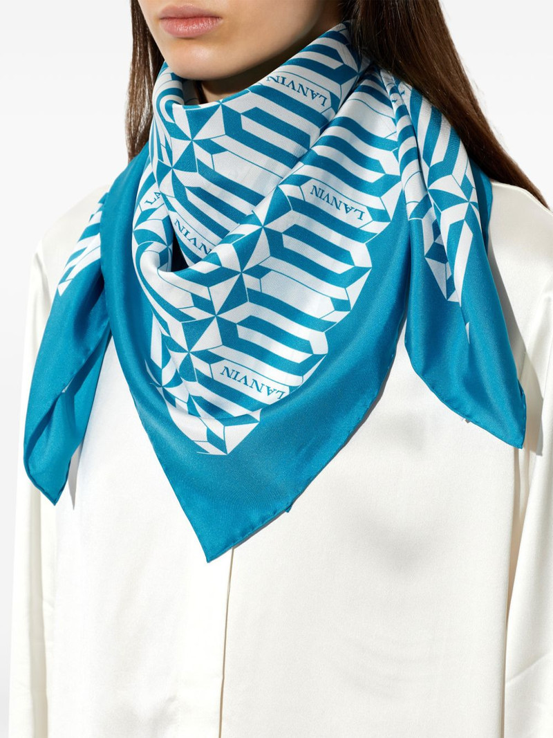 geometric-printed scarf 4