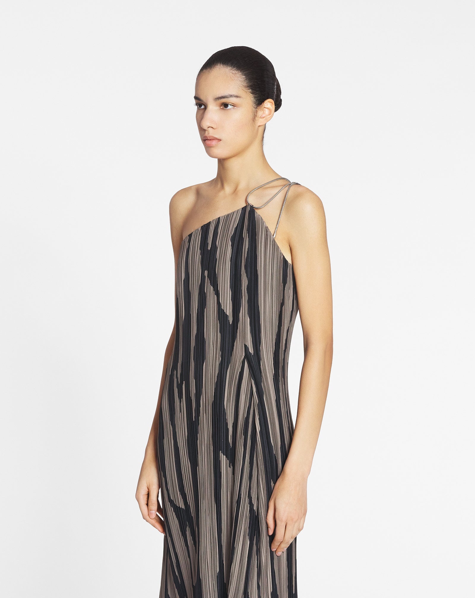 ASYMMETRICAL CASCADE-EFFECT DRESS - 3