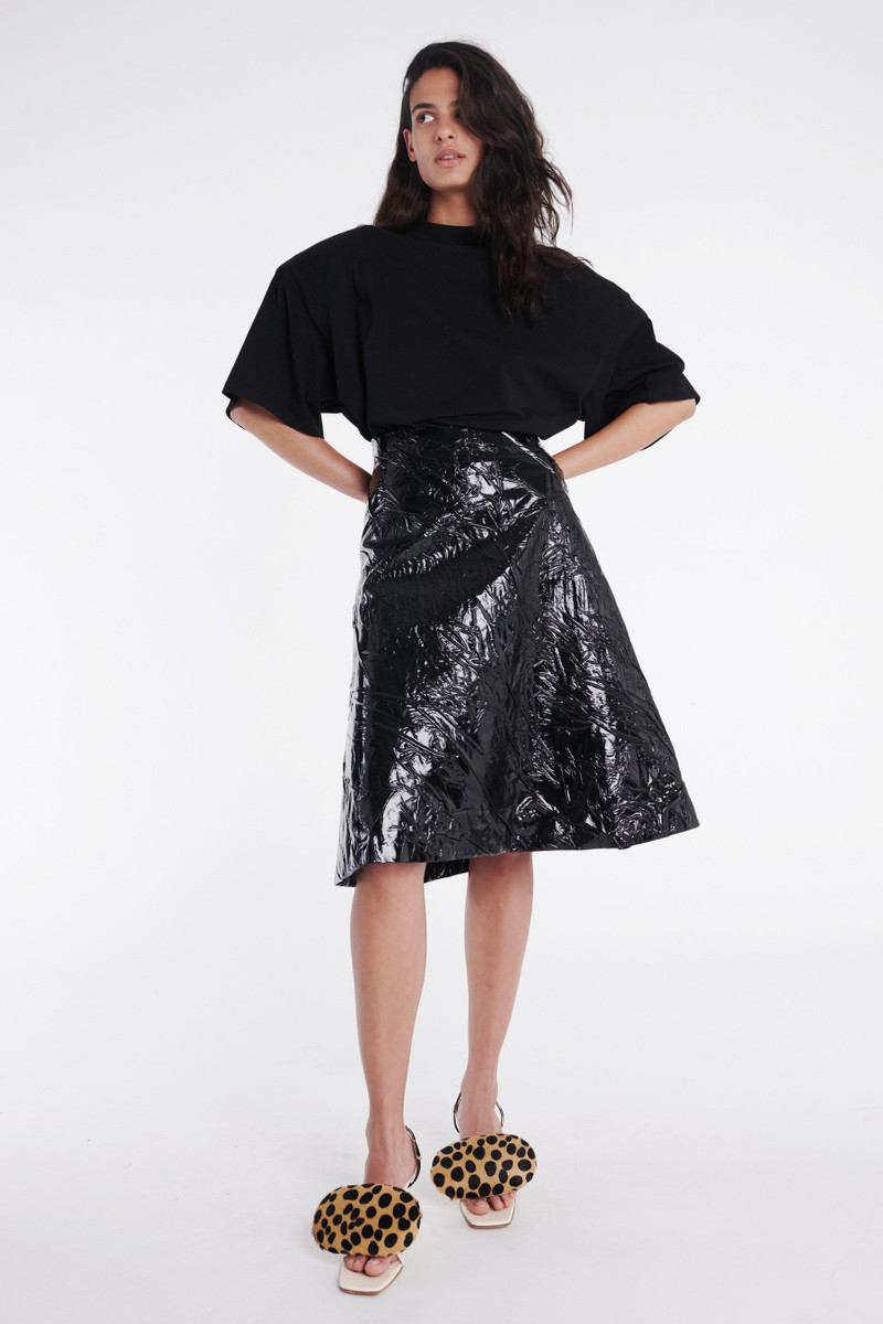 VOLUMINOUS TOP BLACK 1