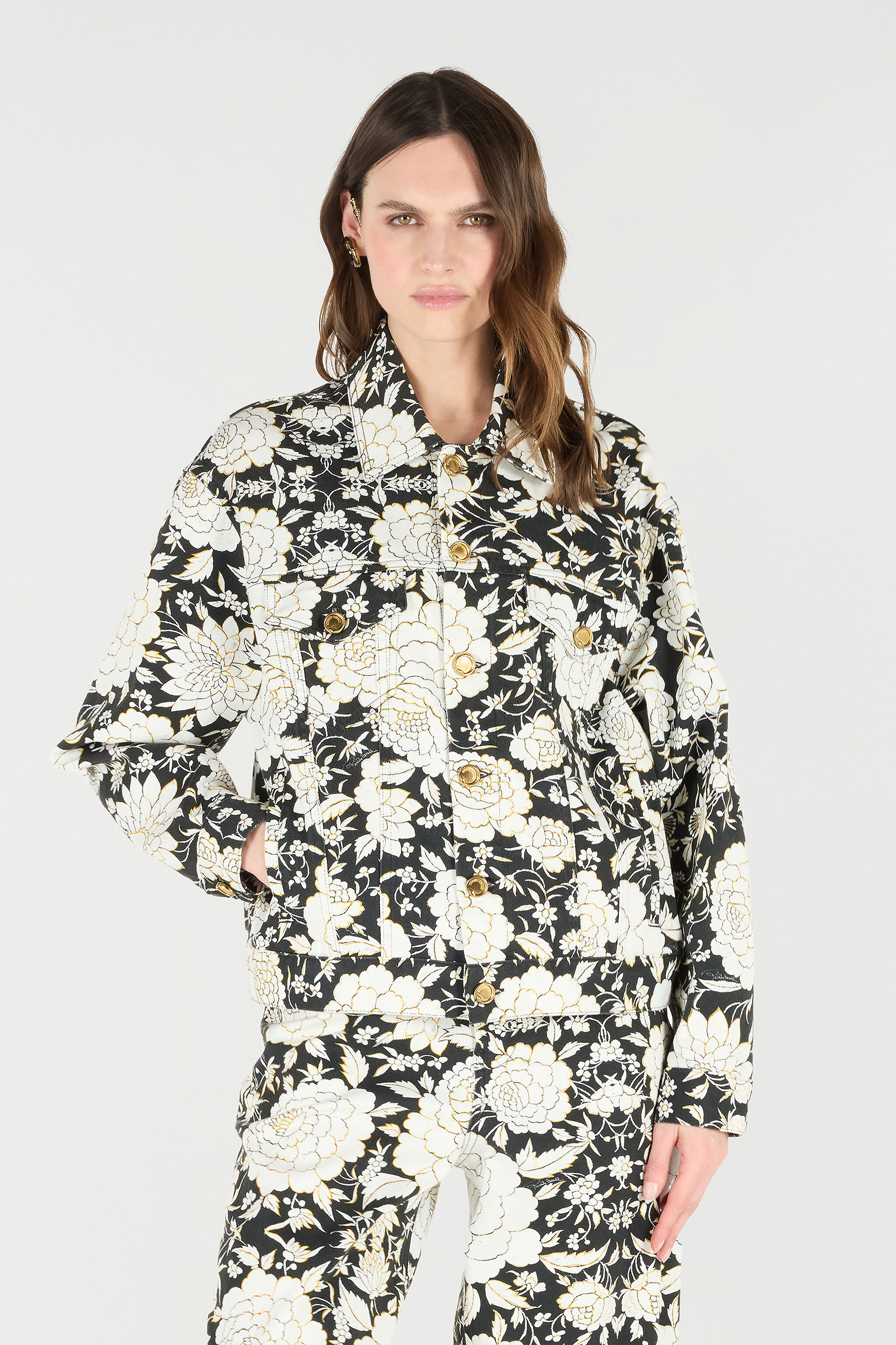 Denim Jacket With Flowers - 3
