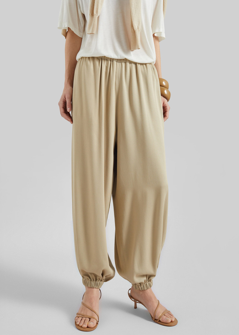 Isola Fluid Balloon Pants - Beige 7