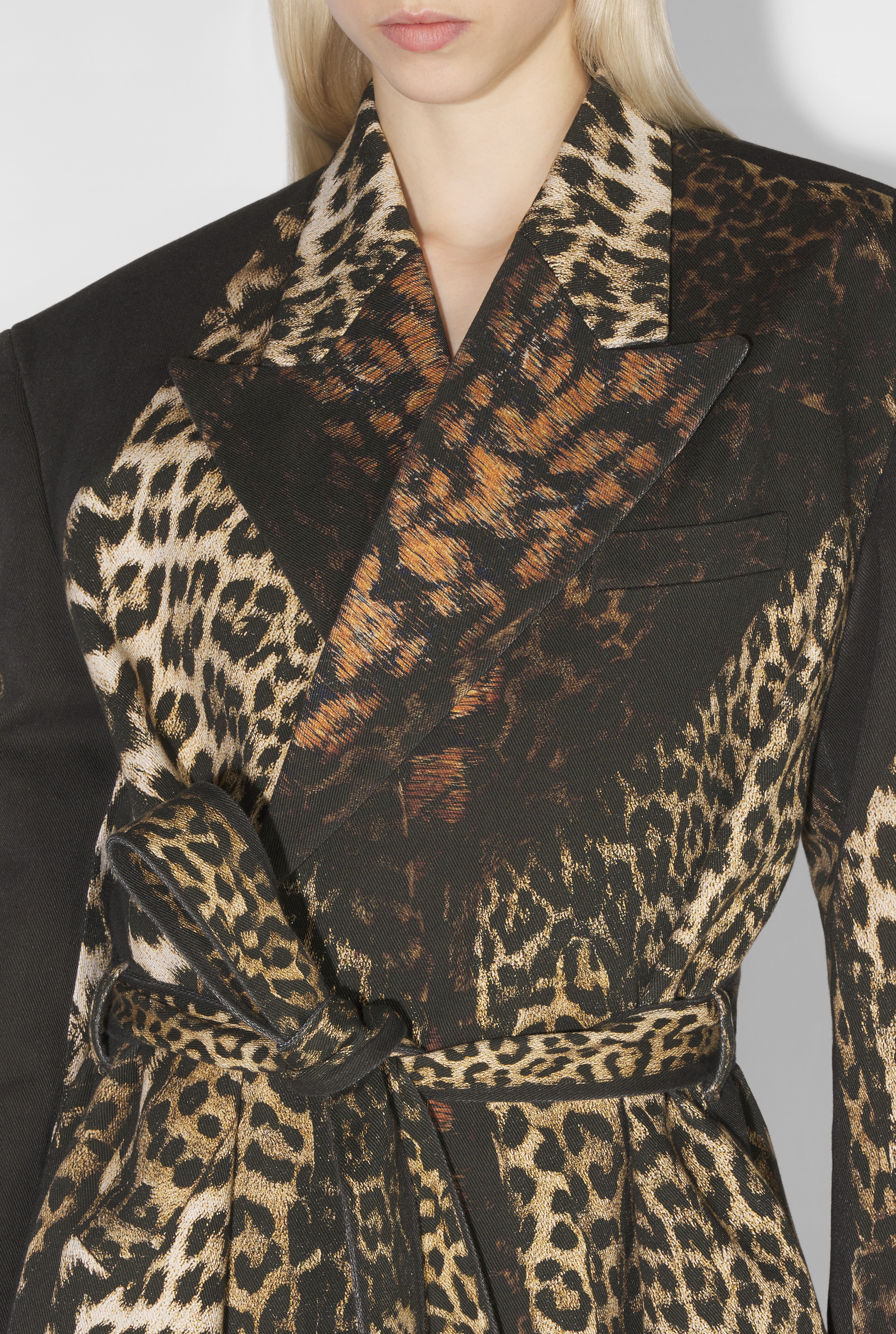 THE LEOPARD COAT - 5