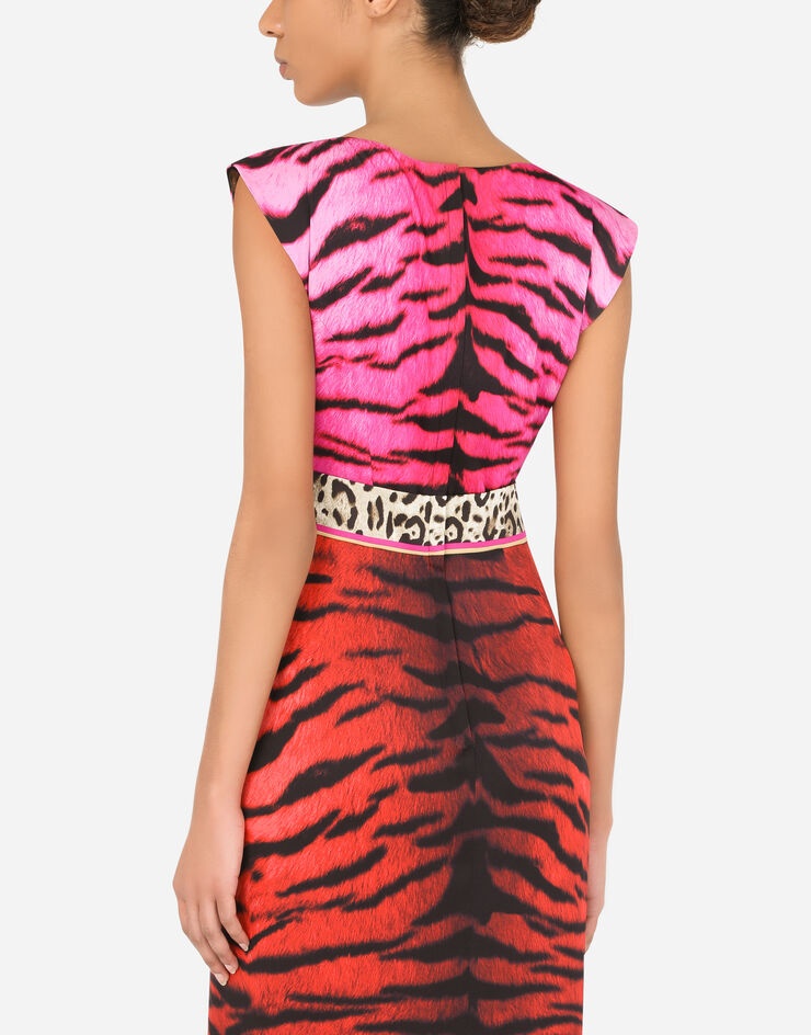 Charmeuse calf-length dress with tiger print - 5