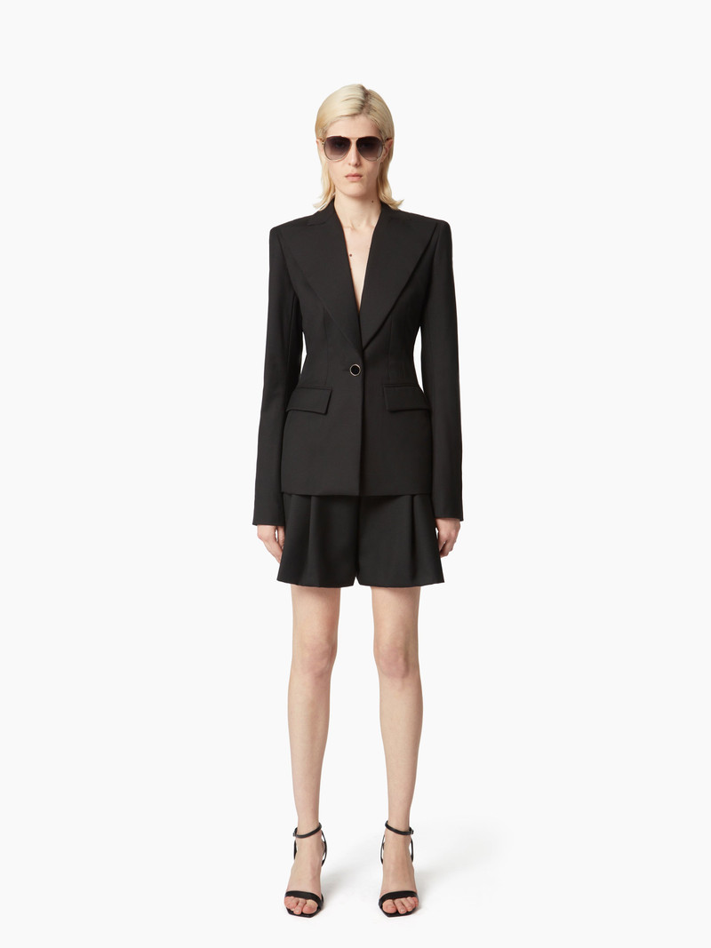 JACKET 와 열린 DRAPED 뒤 1