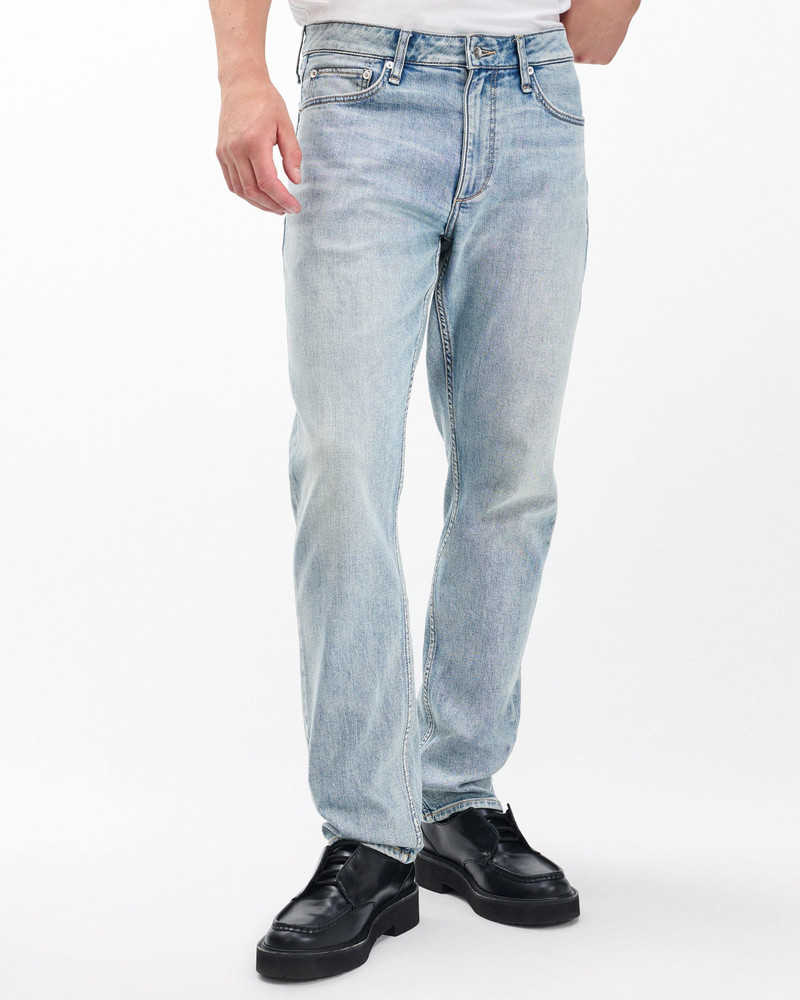 Fit 3 Athletic Jeans Authentic Stretch in Morningside 4