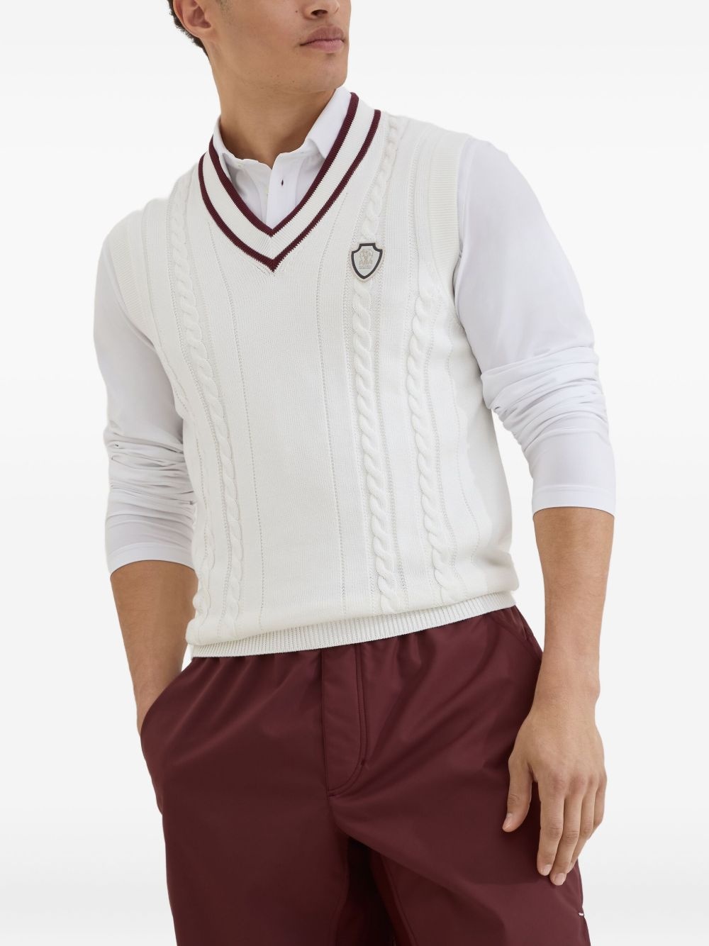 cable-knit V-neck vest - 4