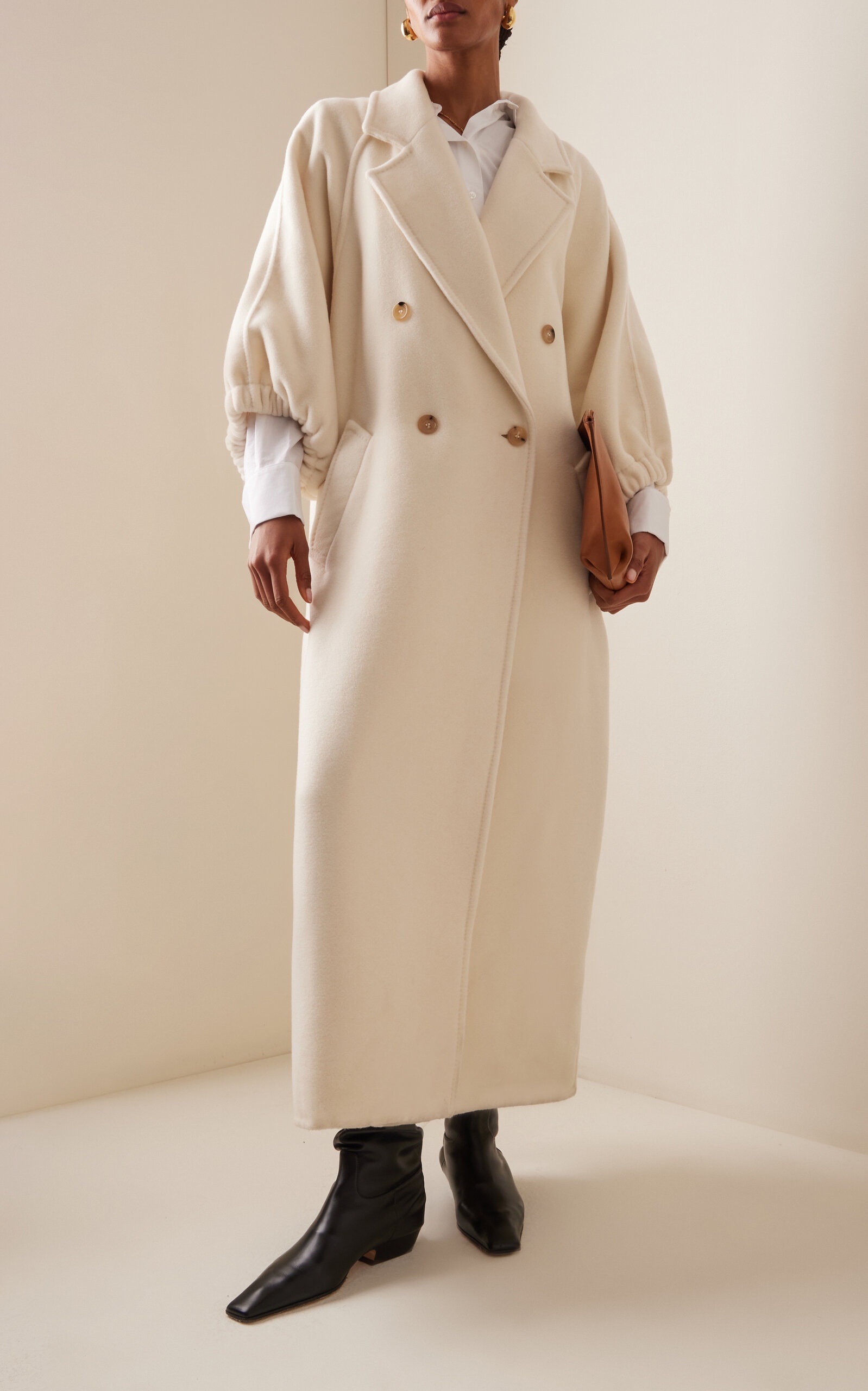 コート Max Mara FW24 Ivory cashmere Zaffo coat (2411011021600 001) Max Mara Ivory Cashmere Zaffo Coat – LOZURI®