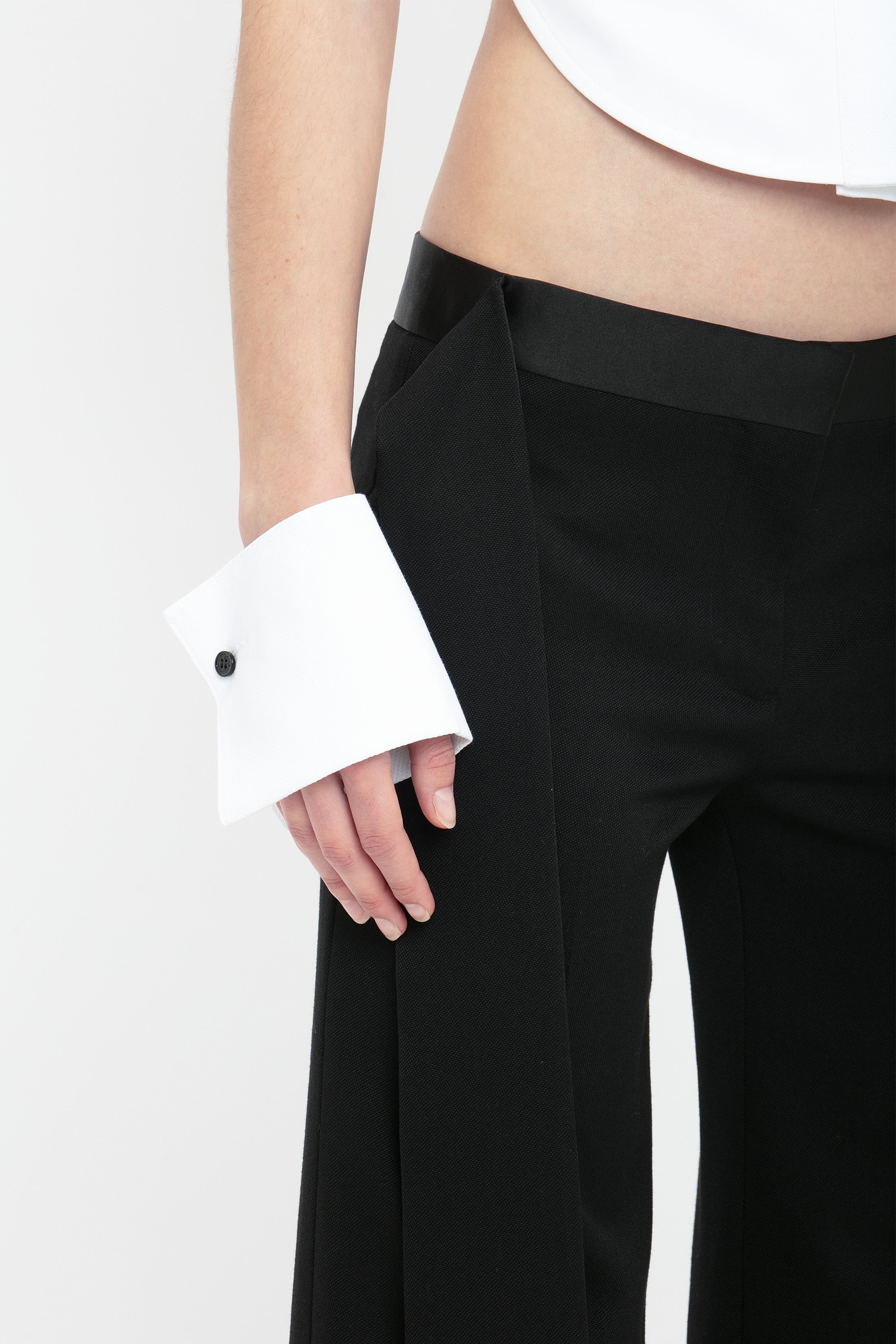 Tuxedo Bib In White - 6
