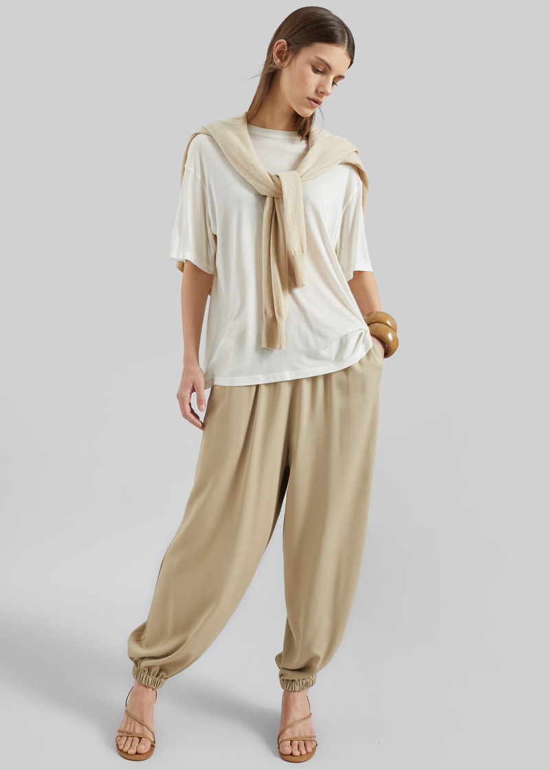 Isola Fluid Balloon Pants - Beige 6