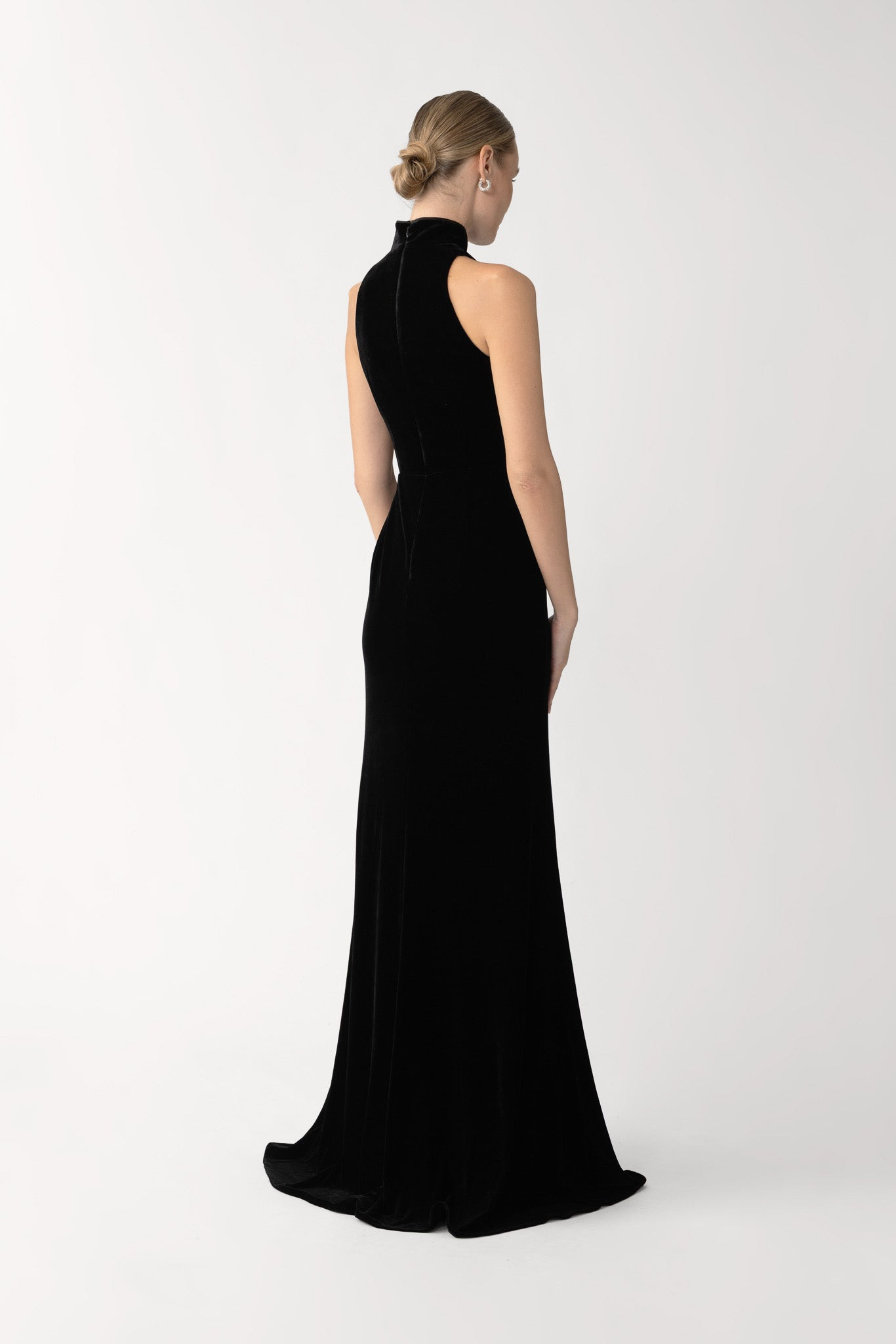 ARIANA VELVET GOWN - 4