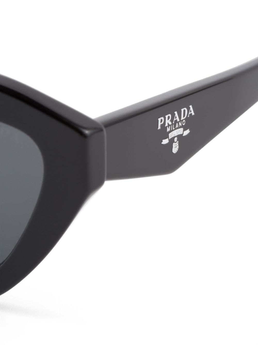 curved cat-eye frame sunglasses - 4