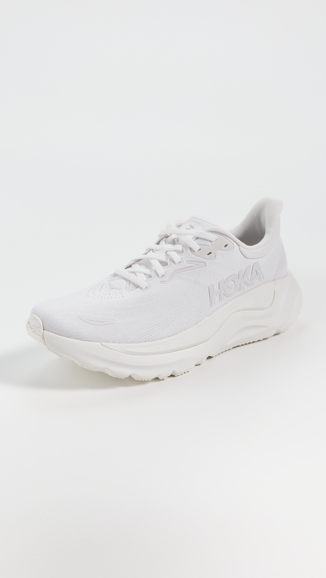 W Arahi 8 Sneakers - 2