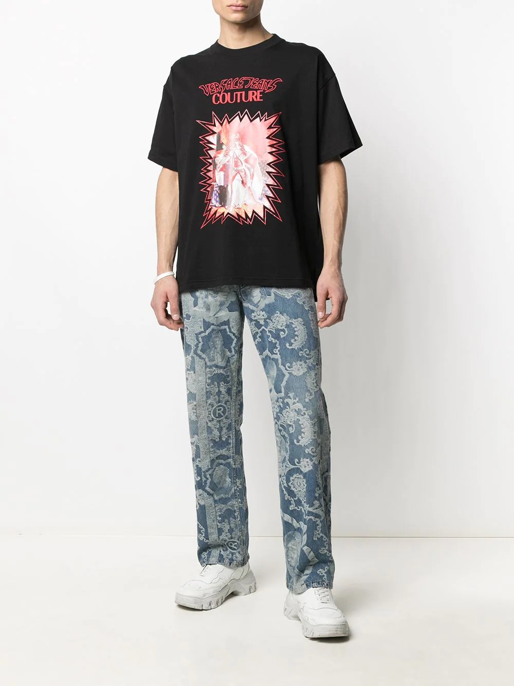 graphic-print crew-neck T-shirt - 2