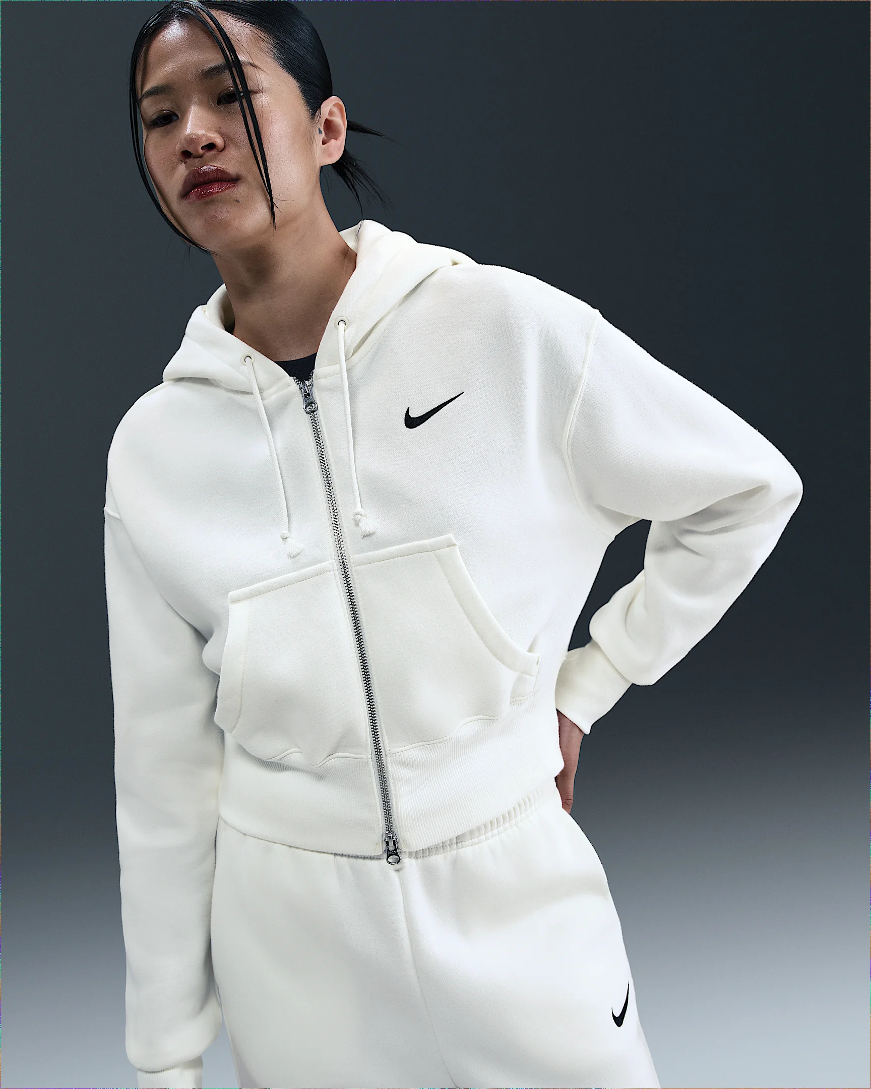 Nike Sportswear Phoenix Fleece Women's Loose Full-Zip Cropped Hoodie - 1