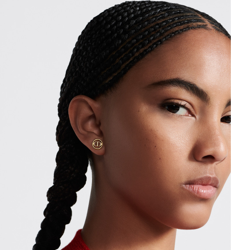 Dior 30 Montaigne Stud Earrings outlook