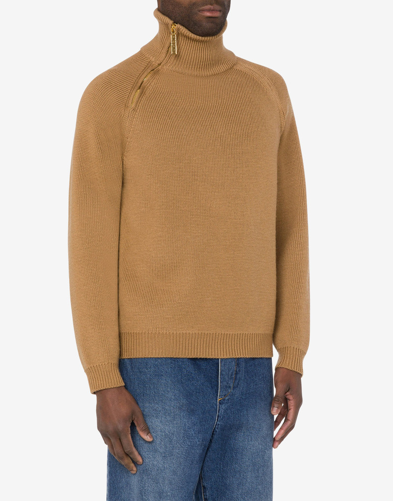 Moschino WOOL TURTLENECK SWEATER outlook