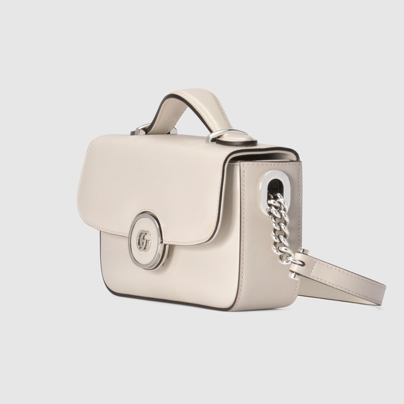 GUCCI Petite GG mini shoulder bag outlook