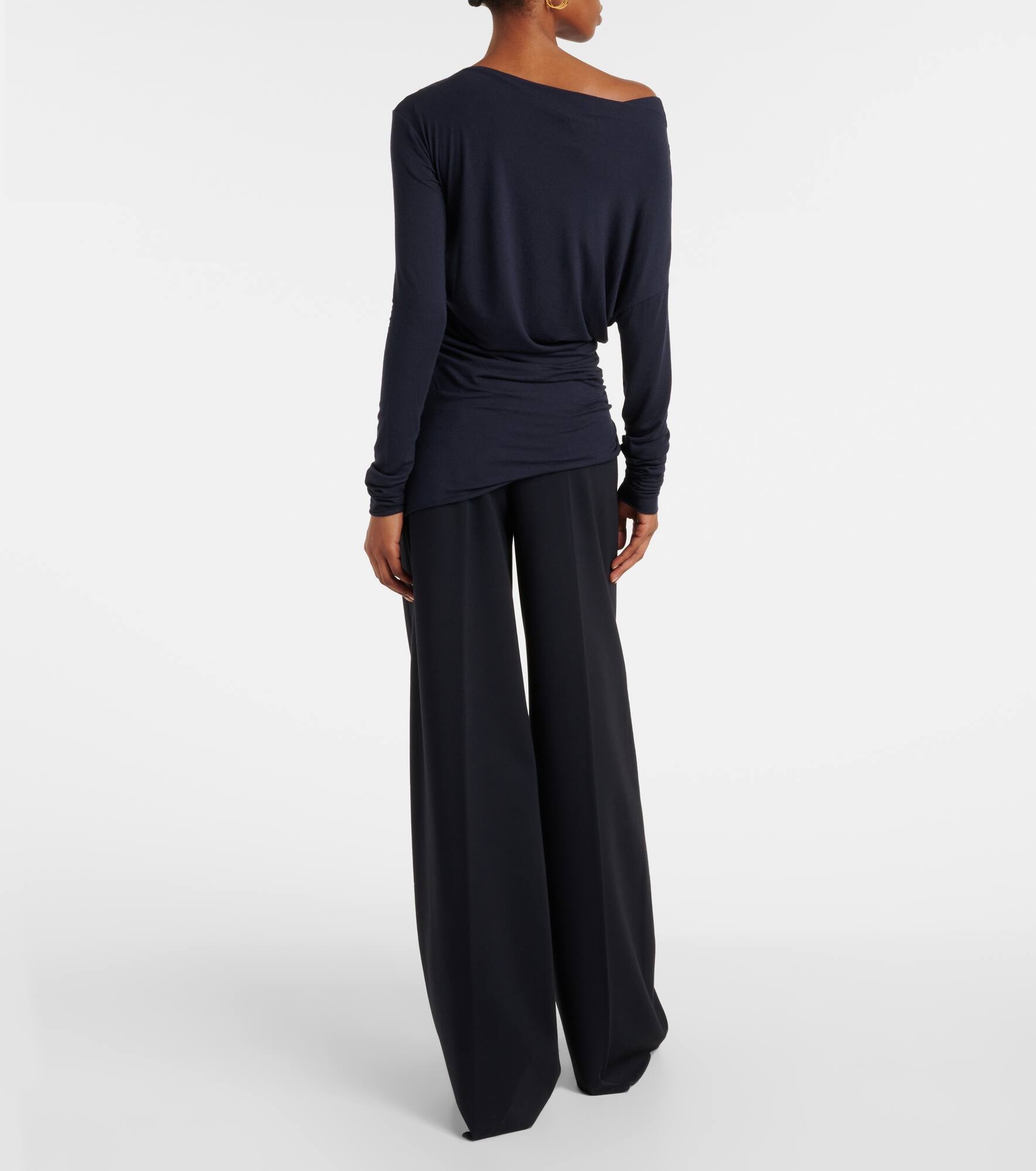 Chic Comfort draped top - 3