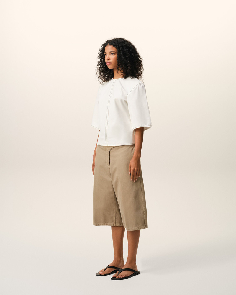 WHITE COTTON SHORT SLEEVES FITTED TOP 6