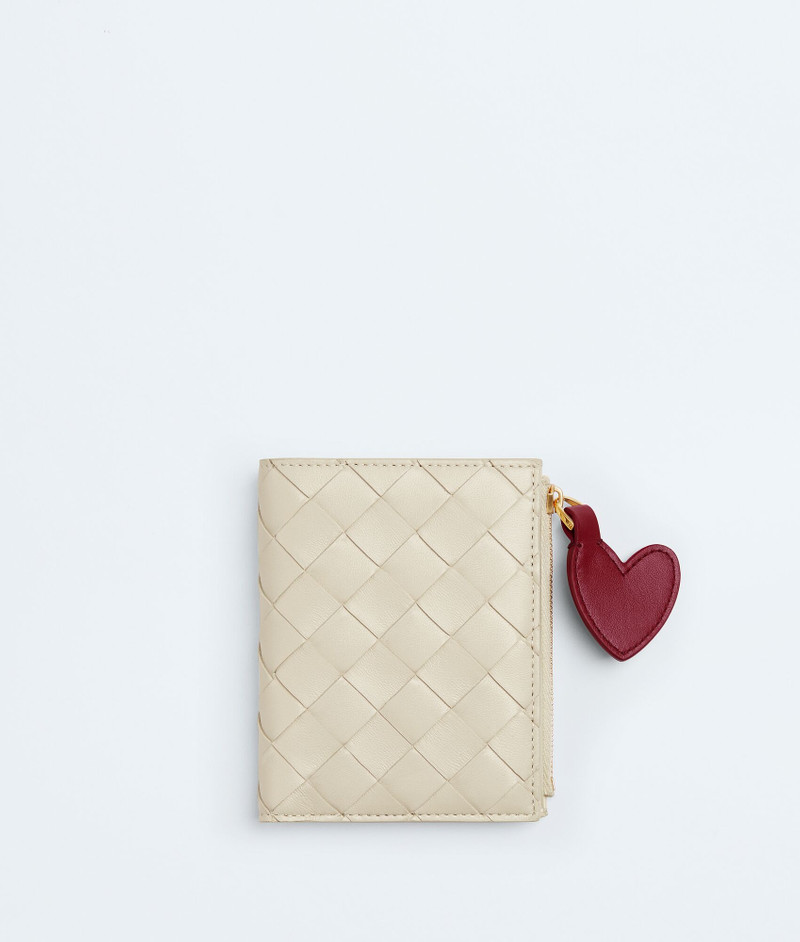 Intrecciato Small Bi-Fold Wallet 1