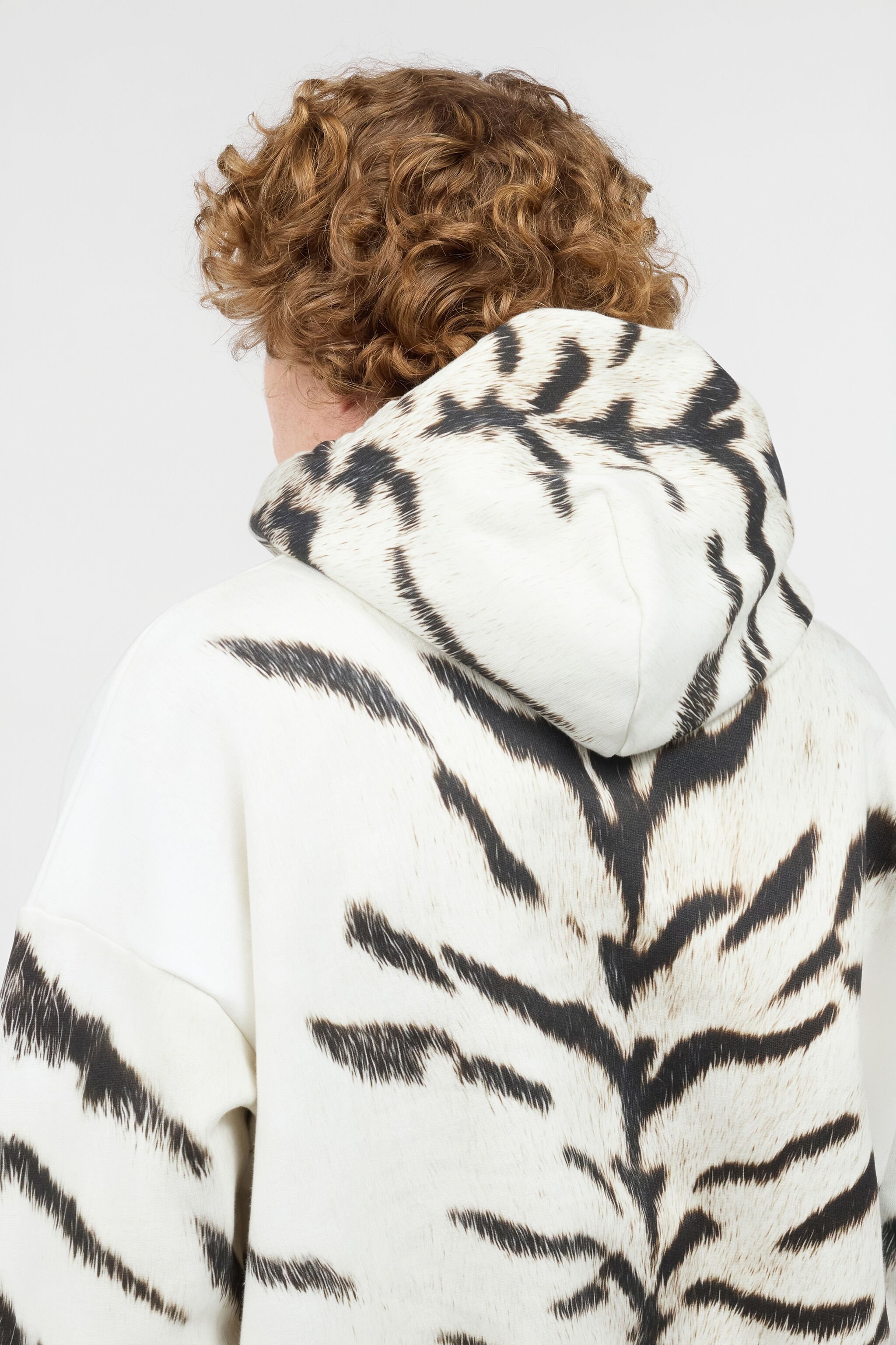 Man Sweatshirt With White Tigresse OGAT X Roberto Cavalli Print - 7