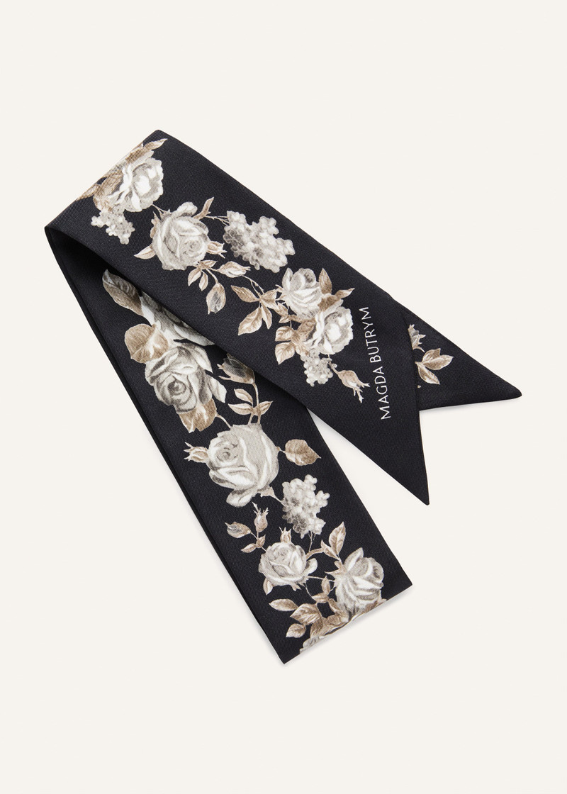 Midnight bloom silk twilly in black 1